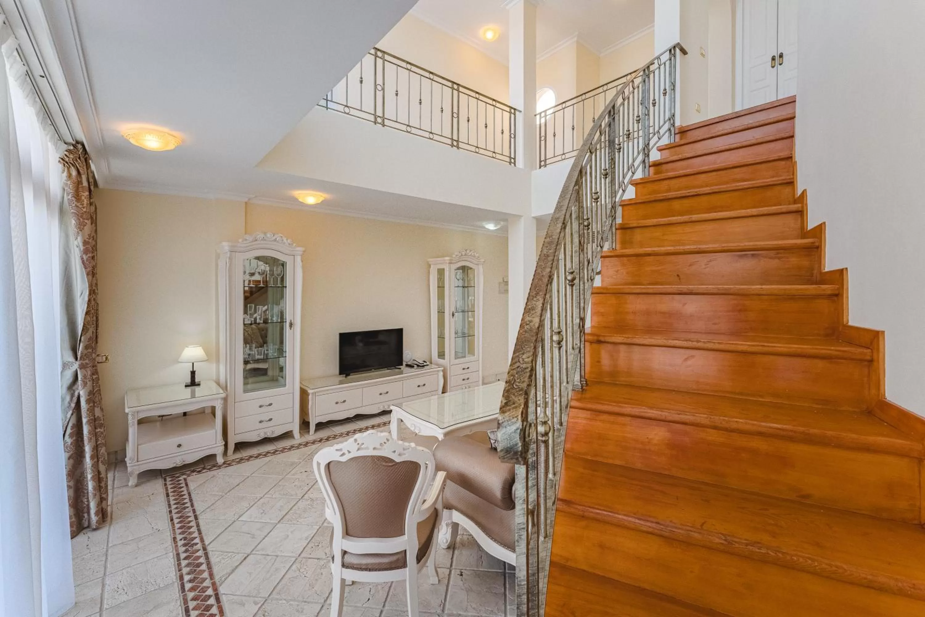 Living room in Flamingo Suites Boutique Hotel