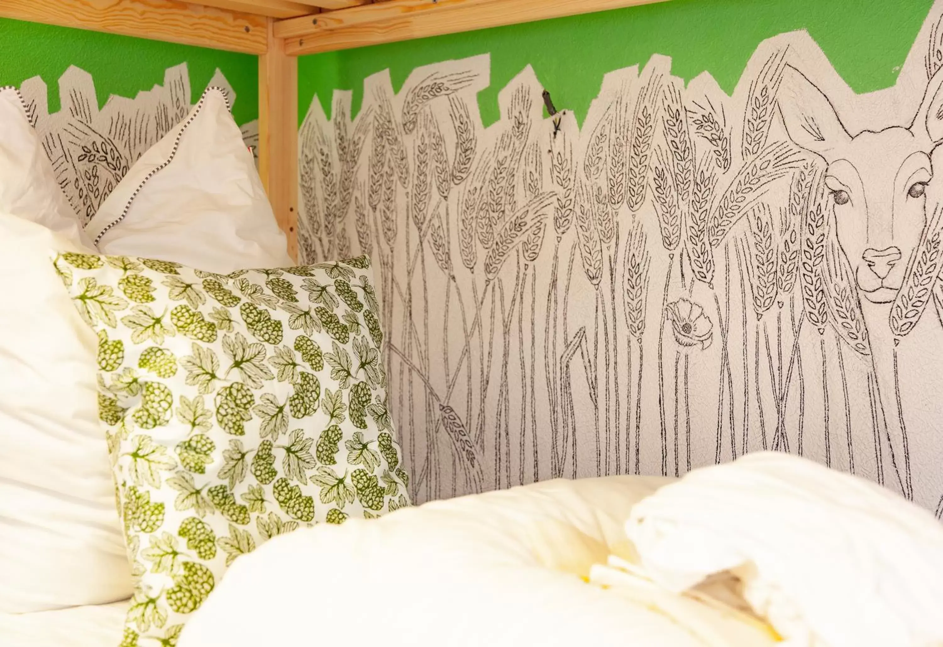 Bed in 6-Bed Dormitory Room in BrauHotel Bonn Bed in 6-Bed Dormitory Room in BrauHotel Bonn