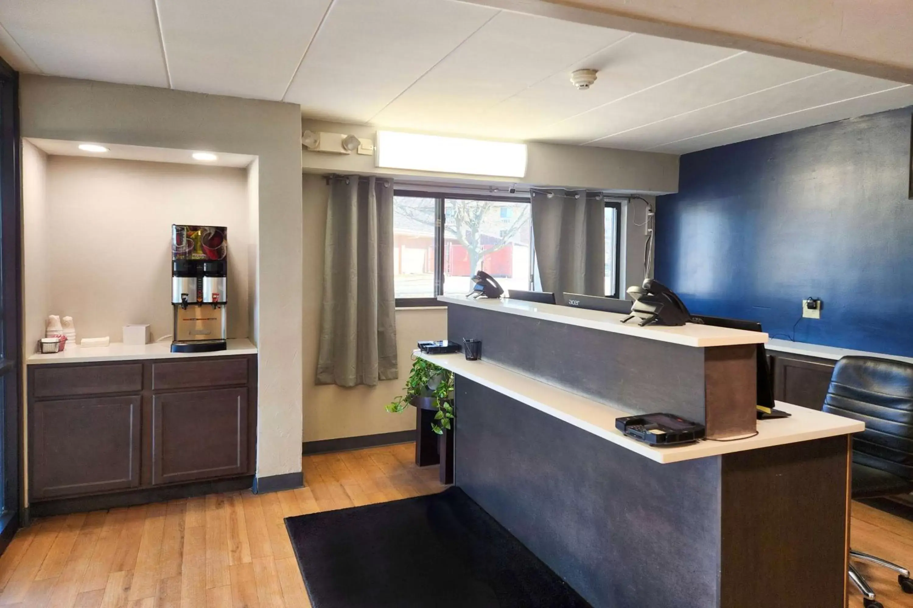 Lobby or reception, Lobby/Reception in Travelodge by Wyndham Peoria