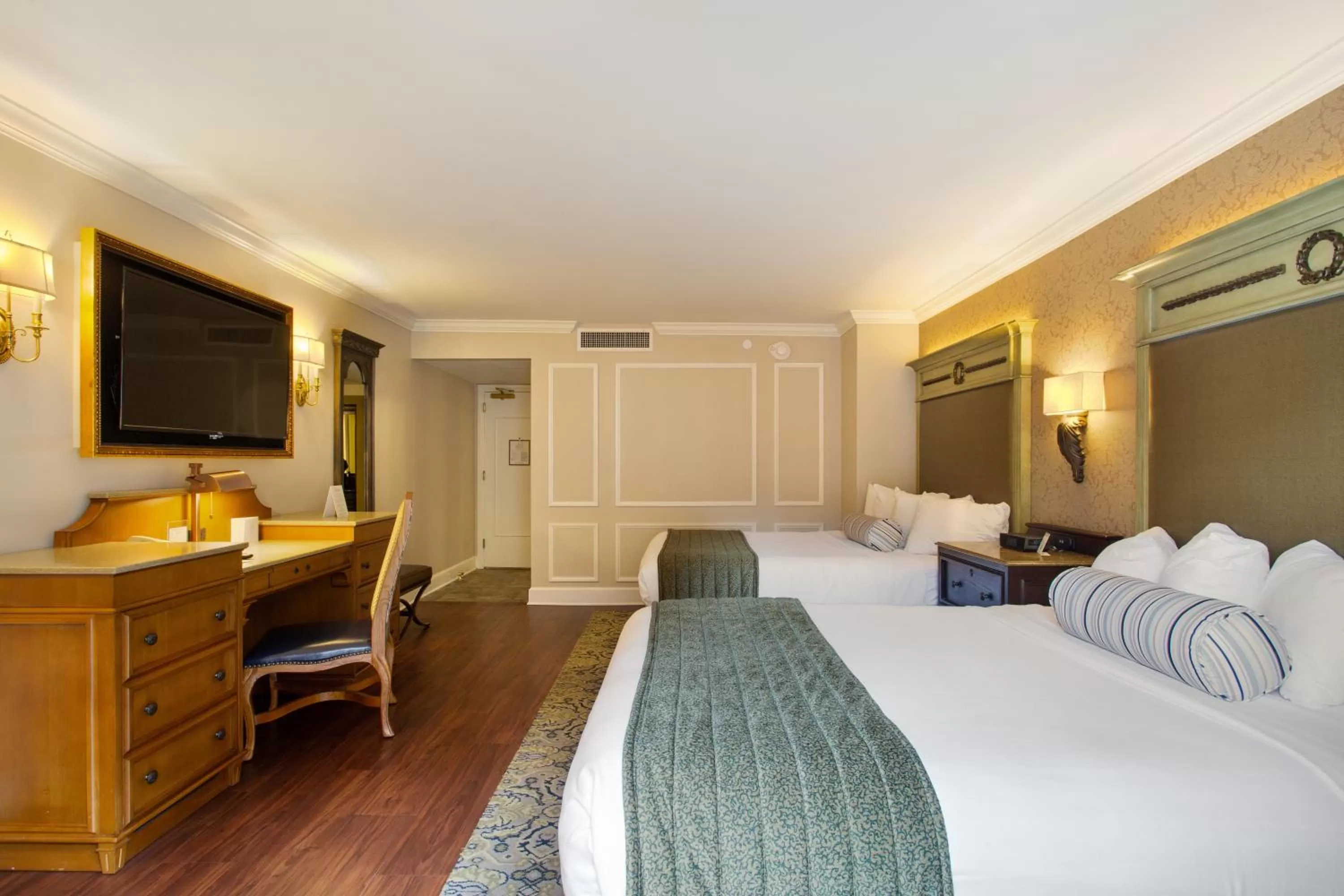 Photo of the whole room in Hotel St. Marie