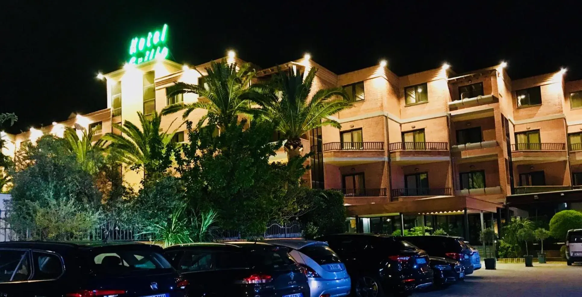 Facade/entrance, Property Building in Hotel Grillo