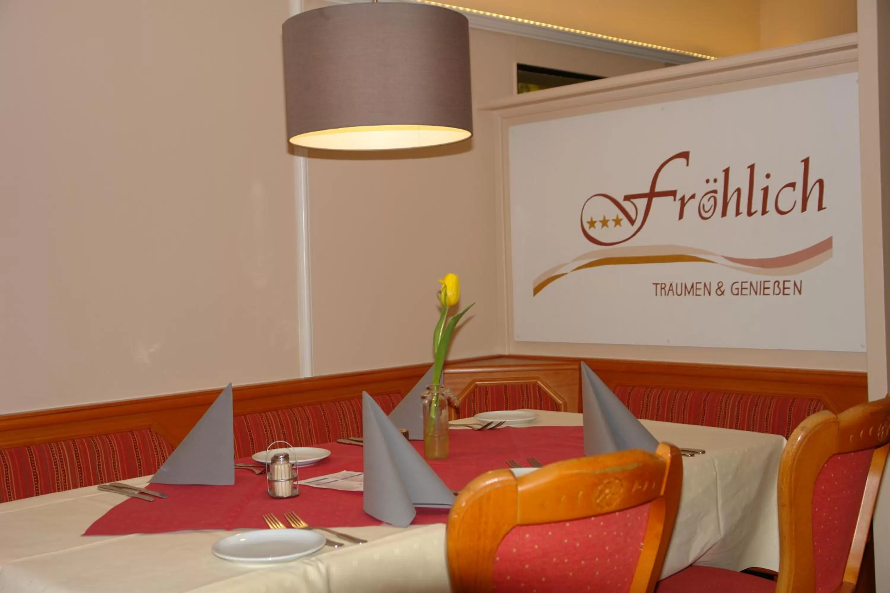 Restaurant/places to eat in Hotel-Restaurant Fröhlich