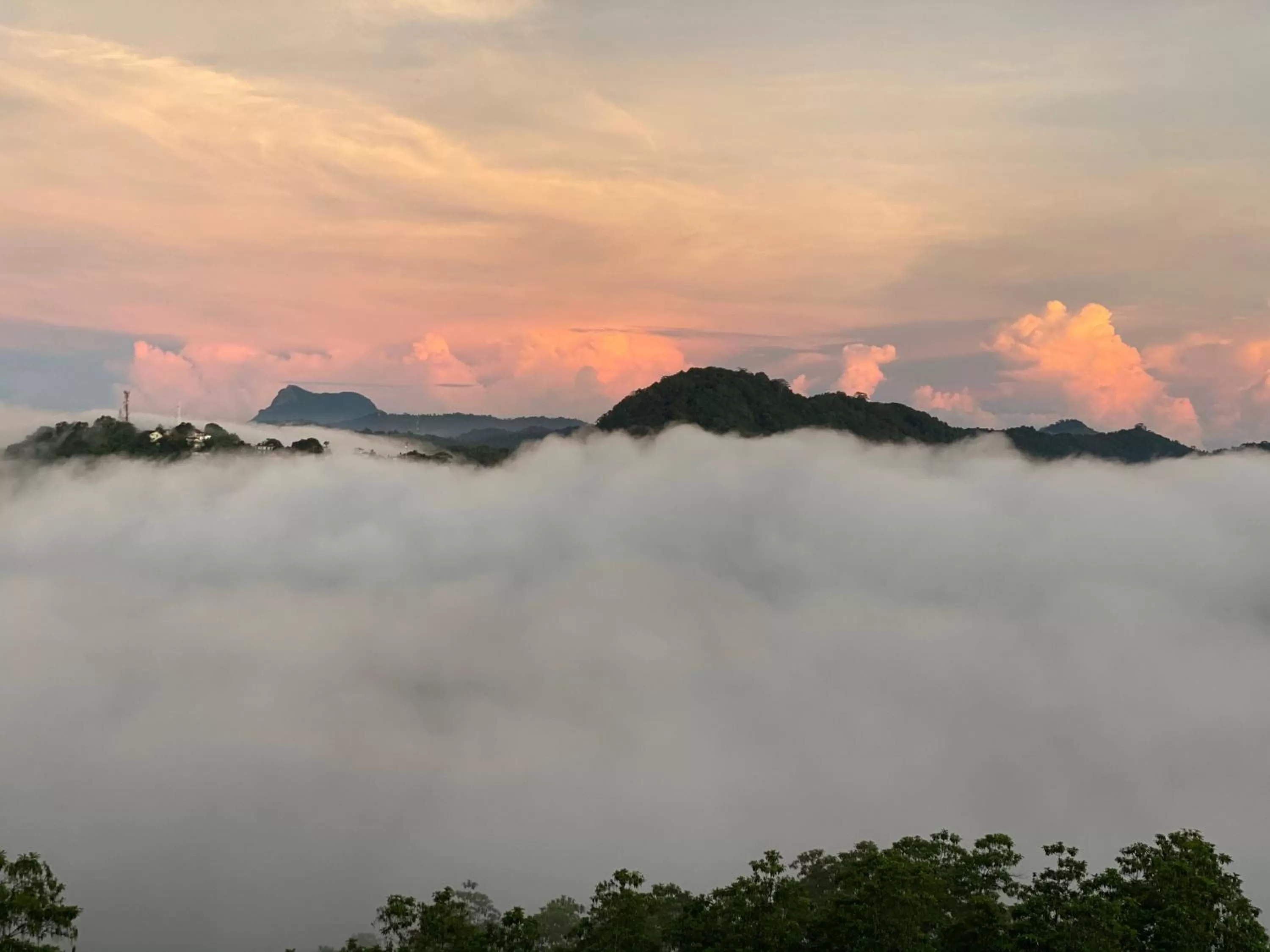 The Heaven's Villa Kandy