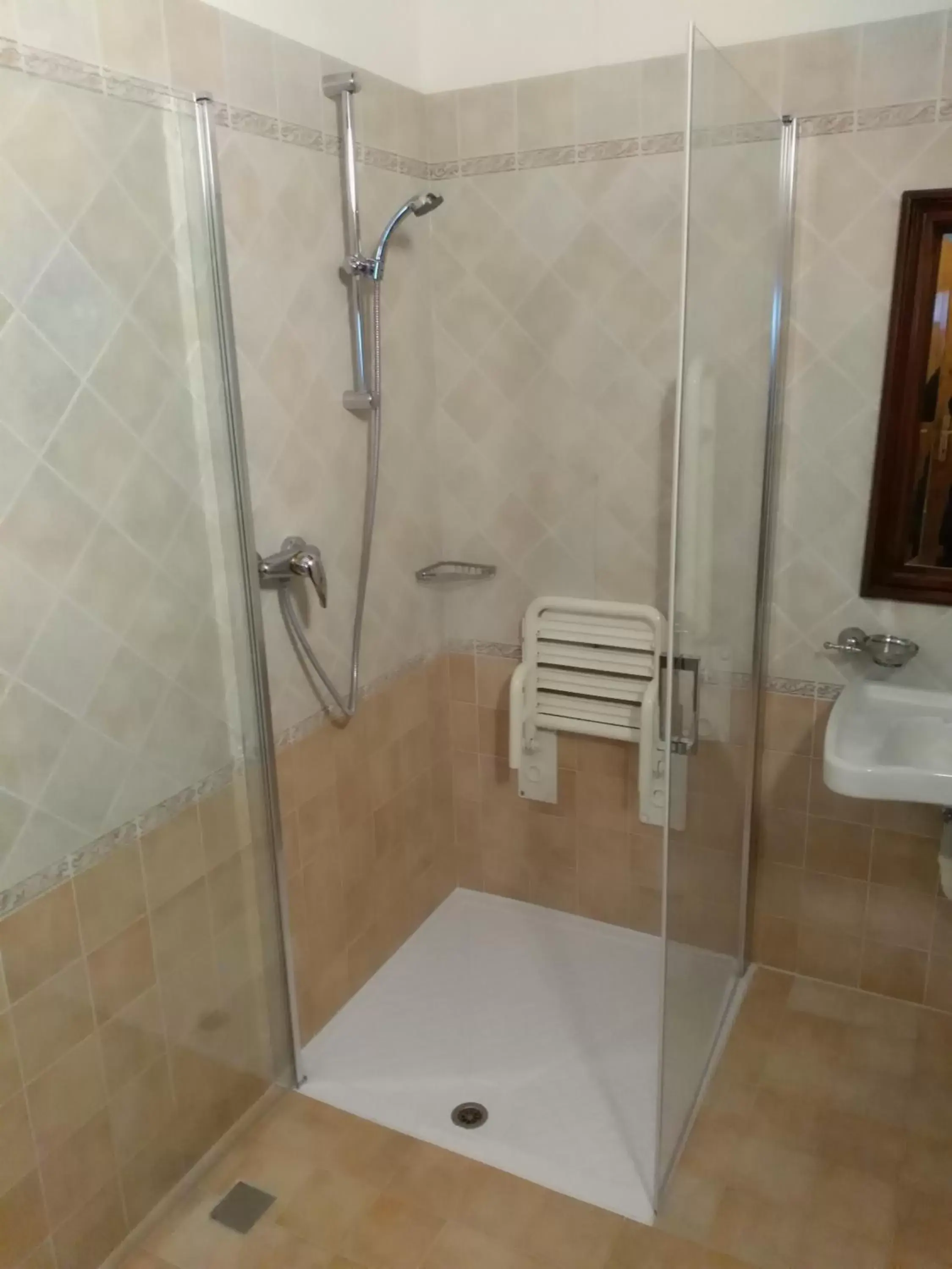 Bathroom in La Tavernetta Al Castello