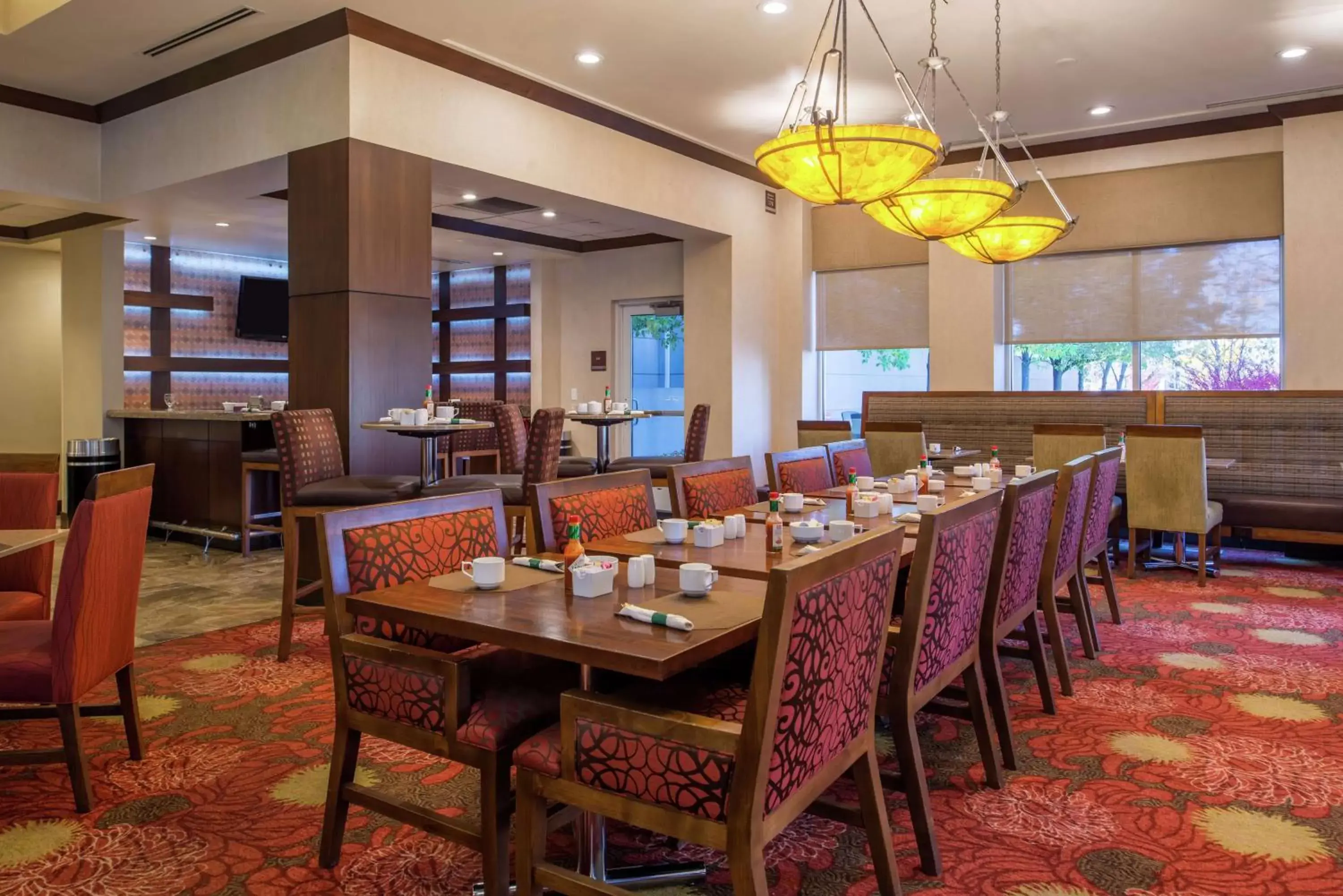Restaurant/Places to Eat in Hilton Garden Inn Boise Spectrum