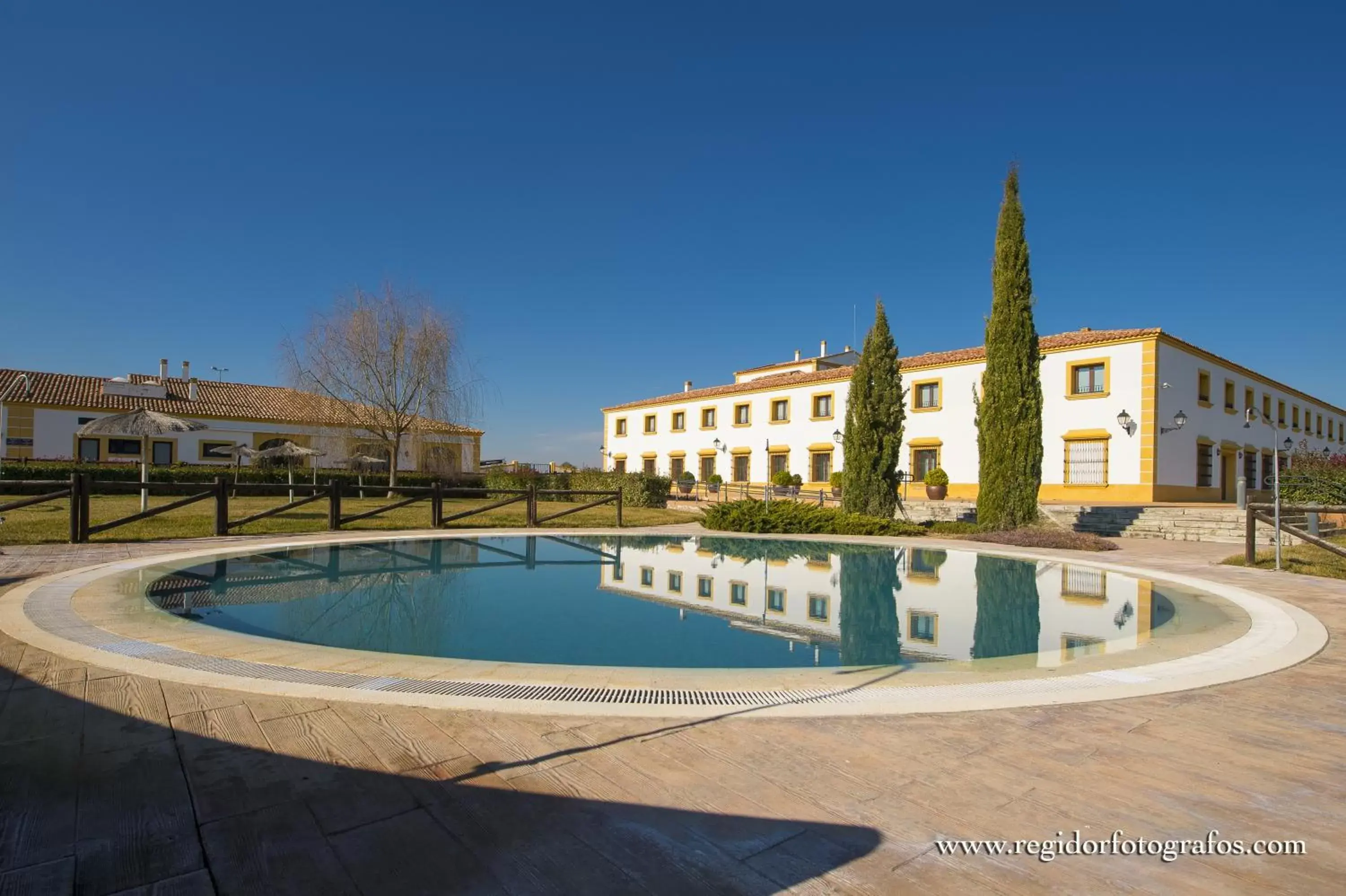 Nearby landmark, Swimming Pool in Hospedium Hotel Cortijo Santa Cruz