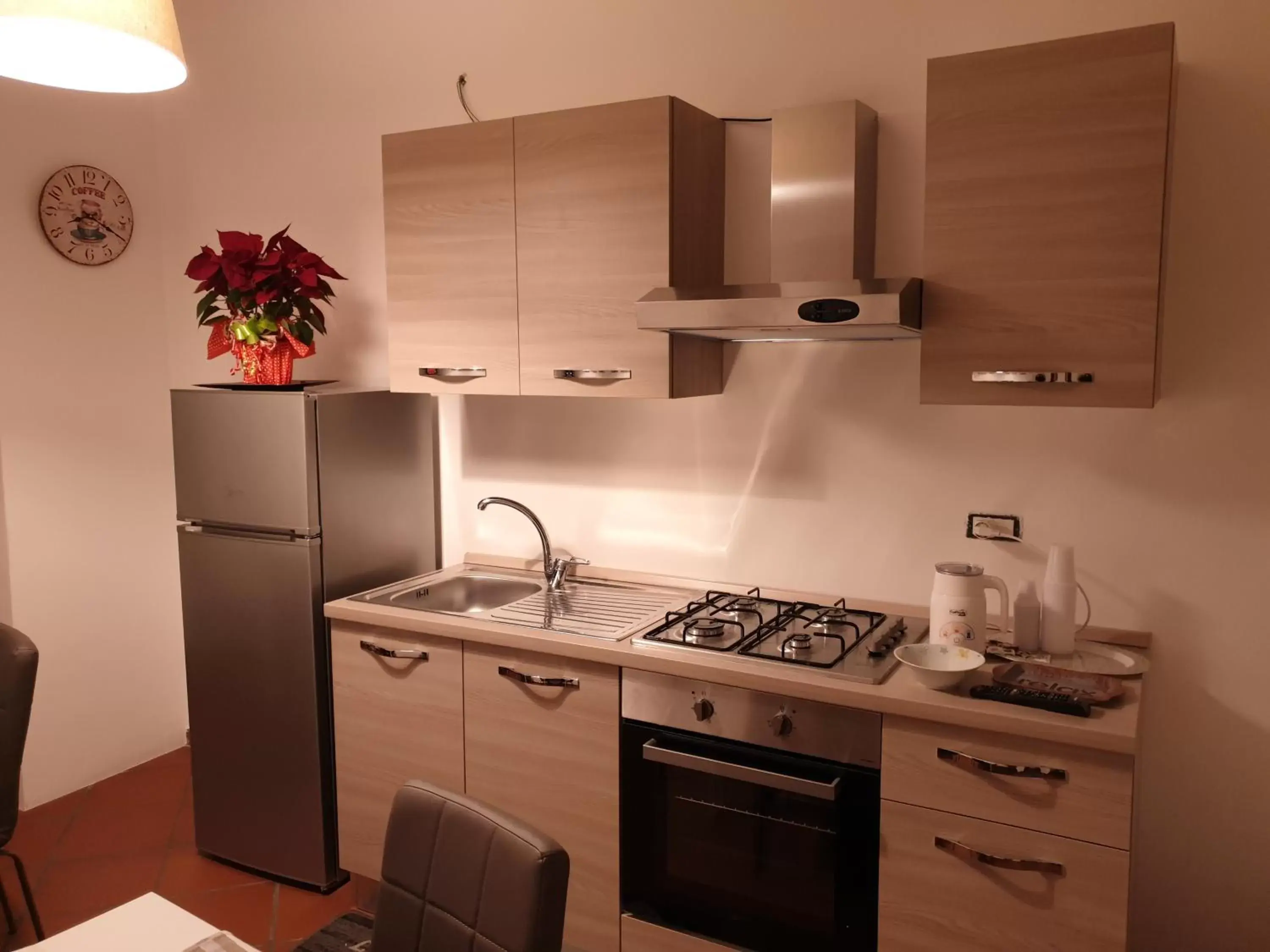 Kitchen/Kitchenette in 'novecento bed & breakfast