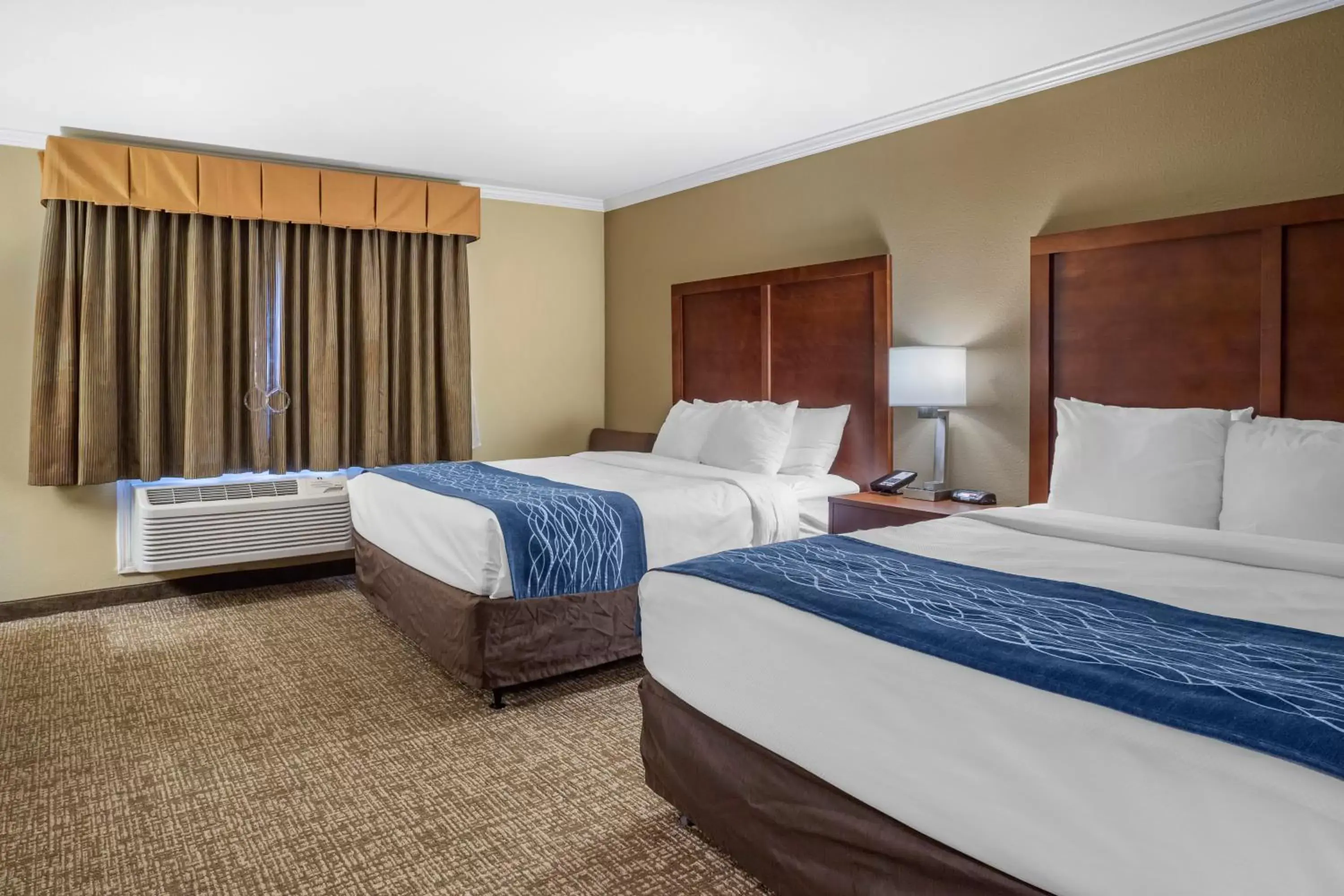 Bedroom, Bed in Comfort Inn Sunnyvale – Silicon Valley