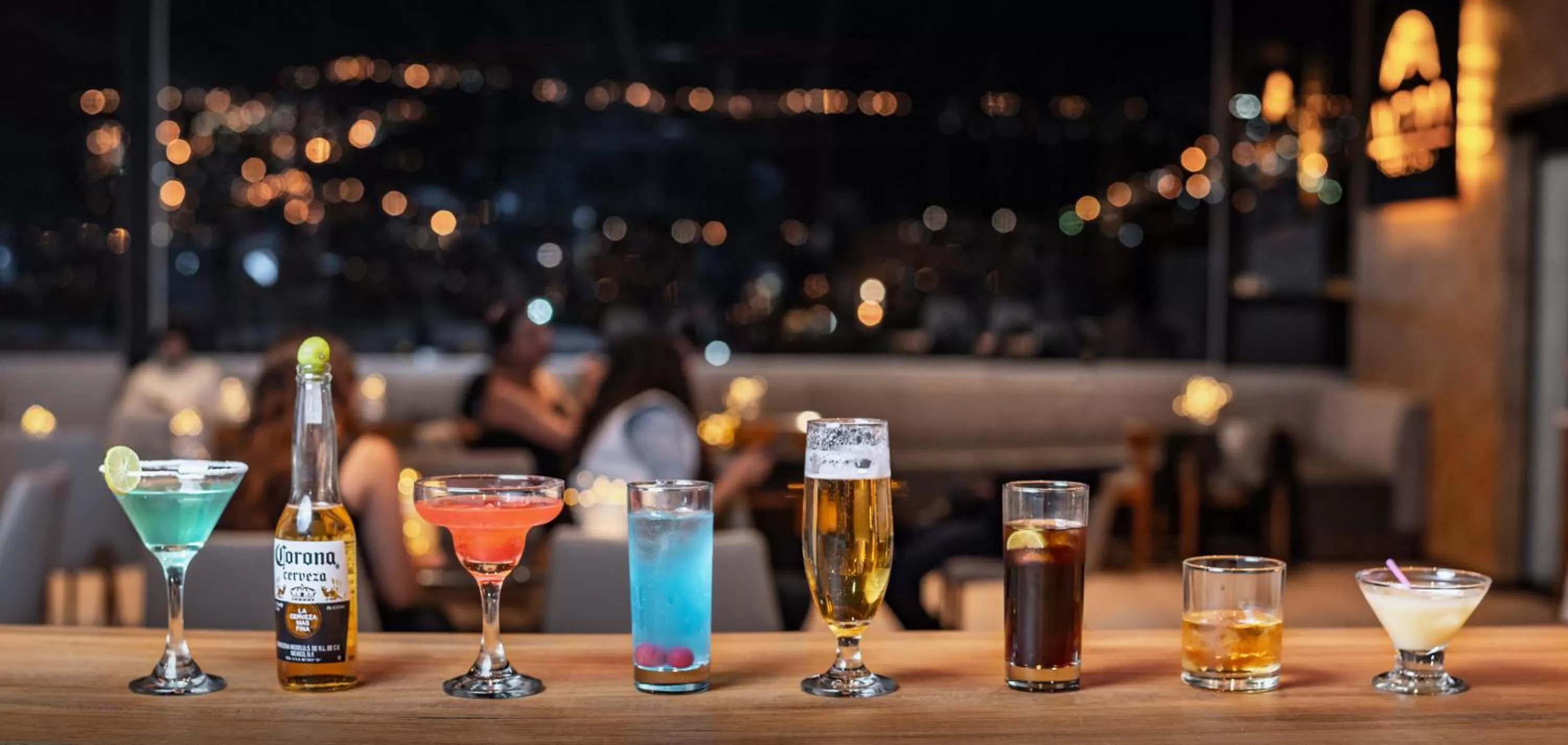 Restaurant/places to eat in Mitru Express Hotel