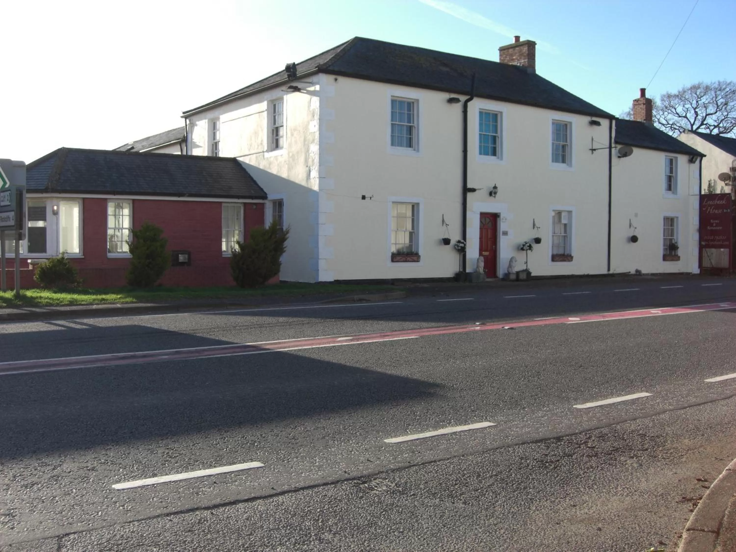 Property building in Lynebank House Hotel, Bed & Breakfast