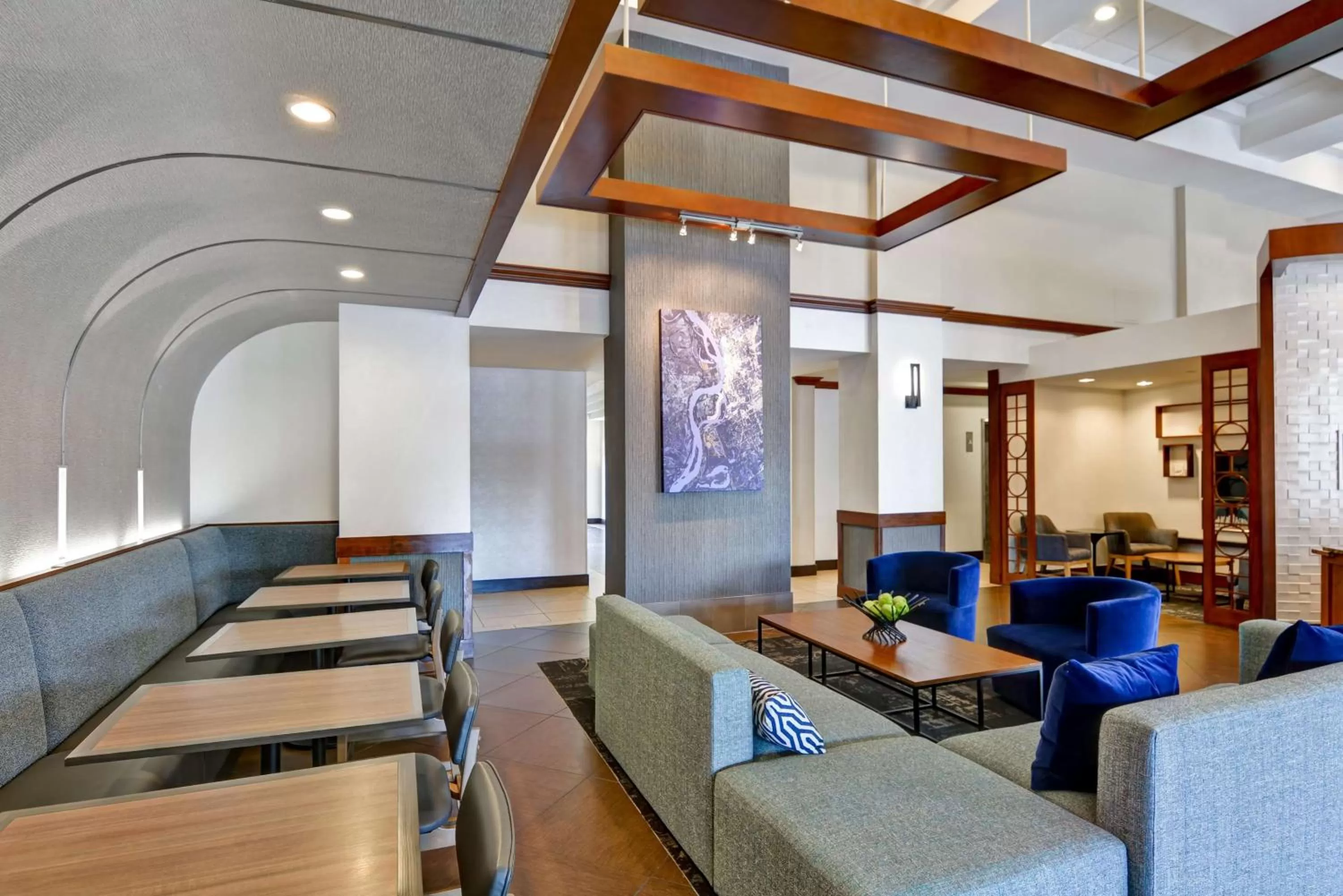 Restaurant/places to eat in Hyatt Place Memphis Wolfchase