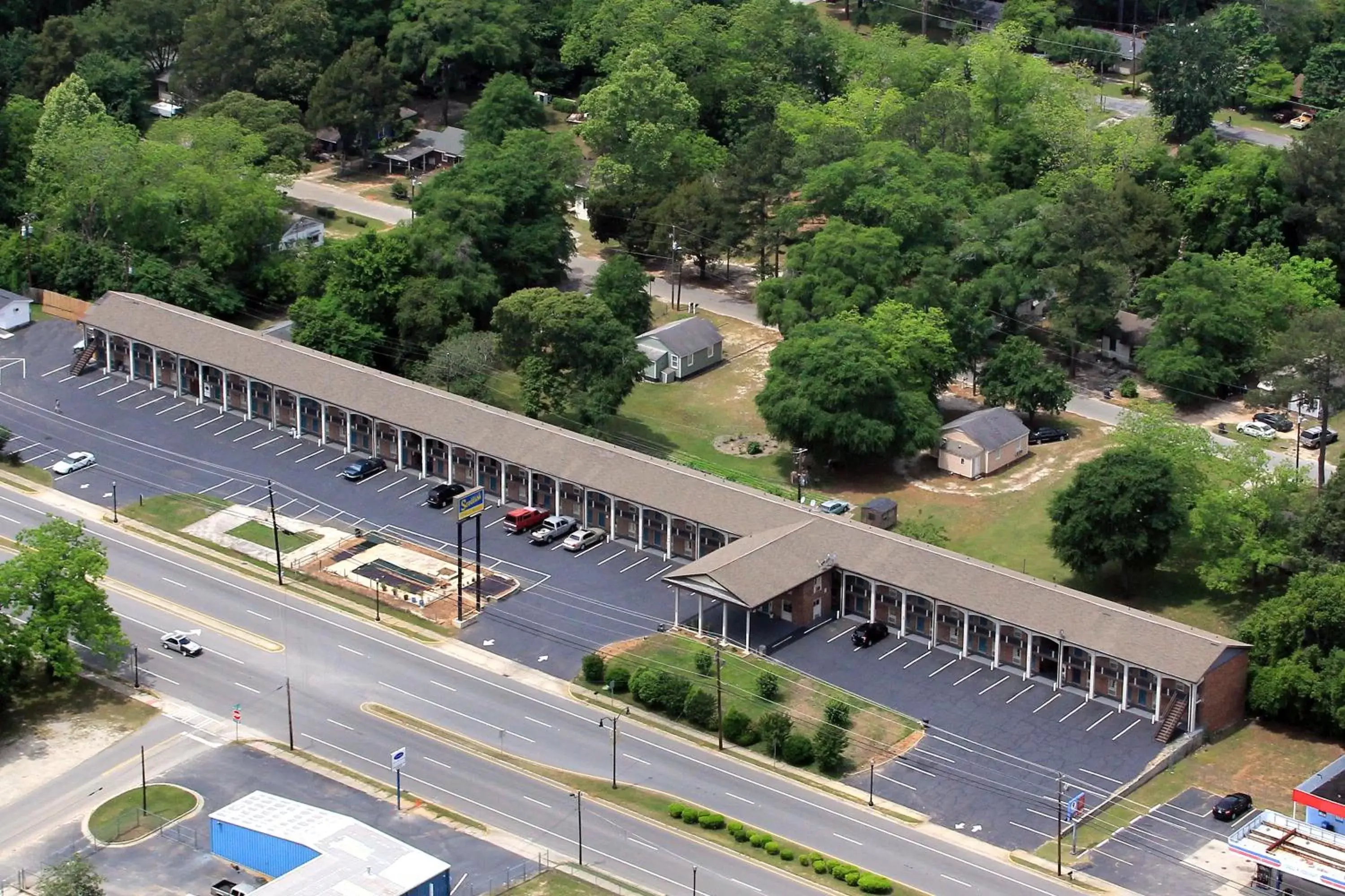 Property building, Bird's-eye View in Scottish Inn and Suites Perry