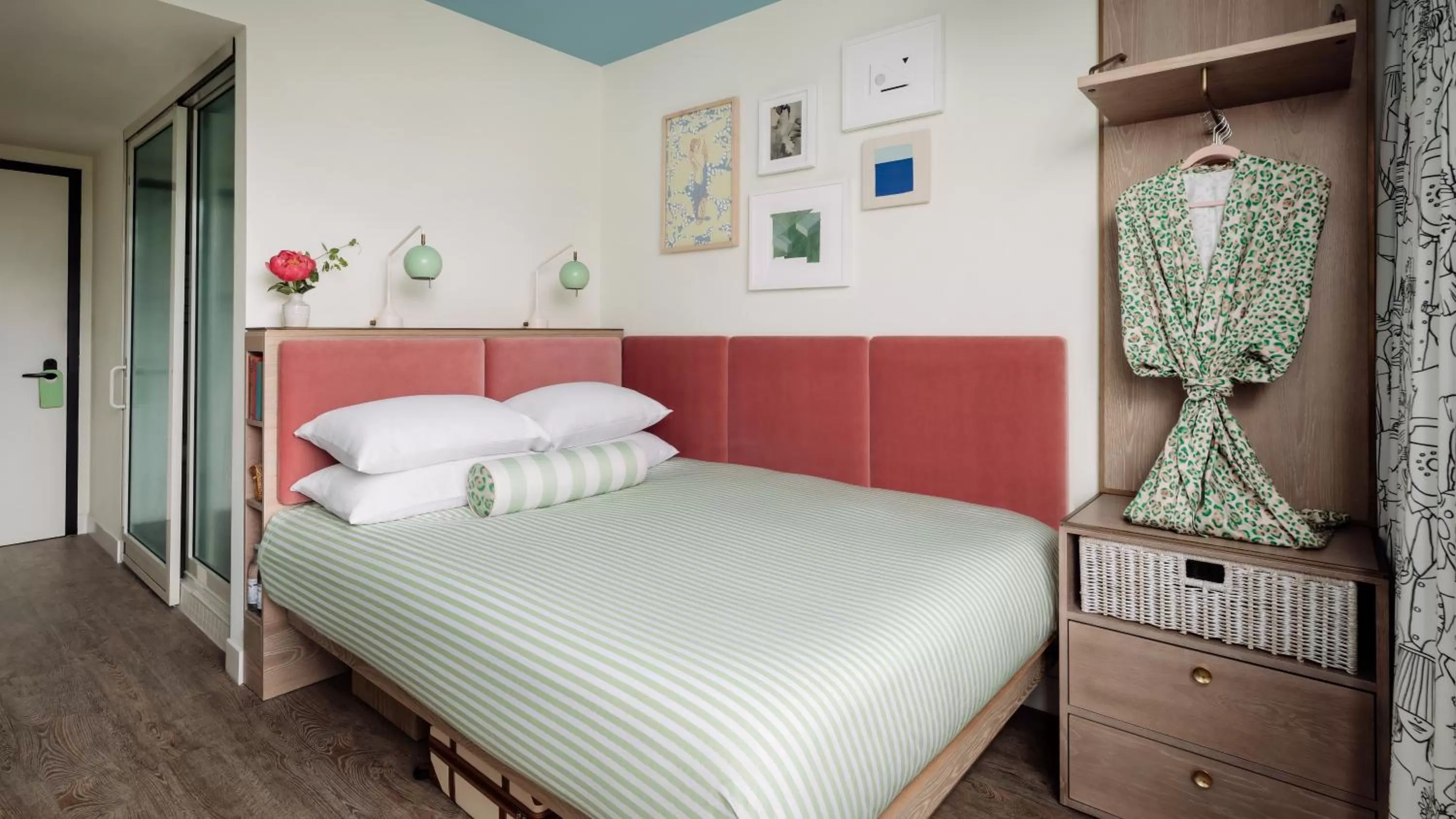 Queen Room Hearing Accessible in The Goodtime Hotel, Miami Beach a Tribute Portfolio Hotel