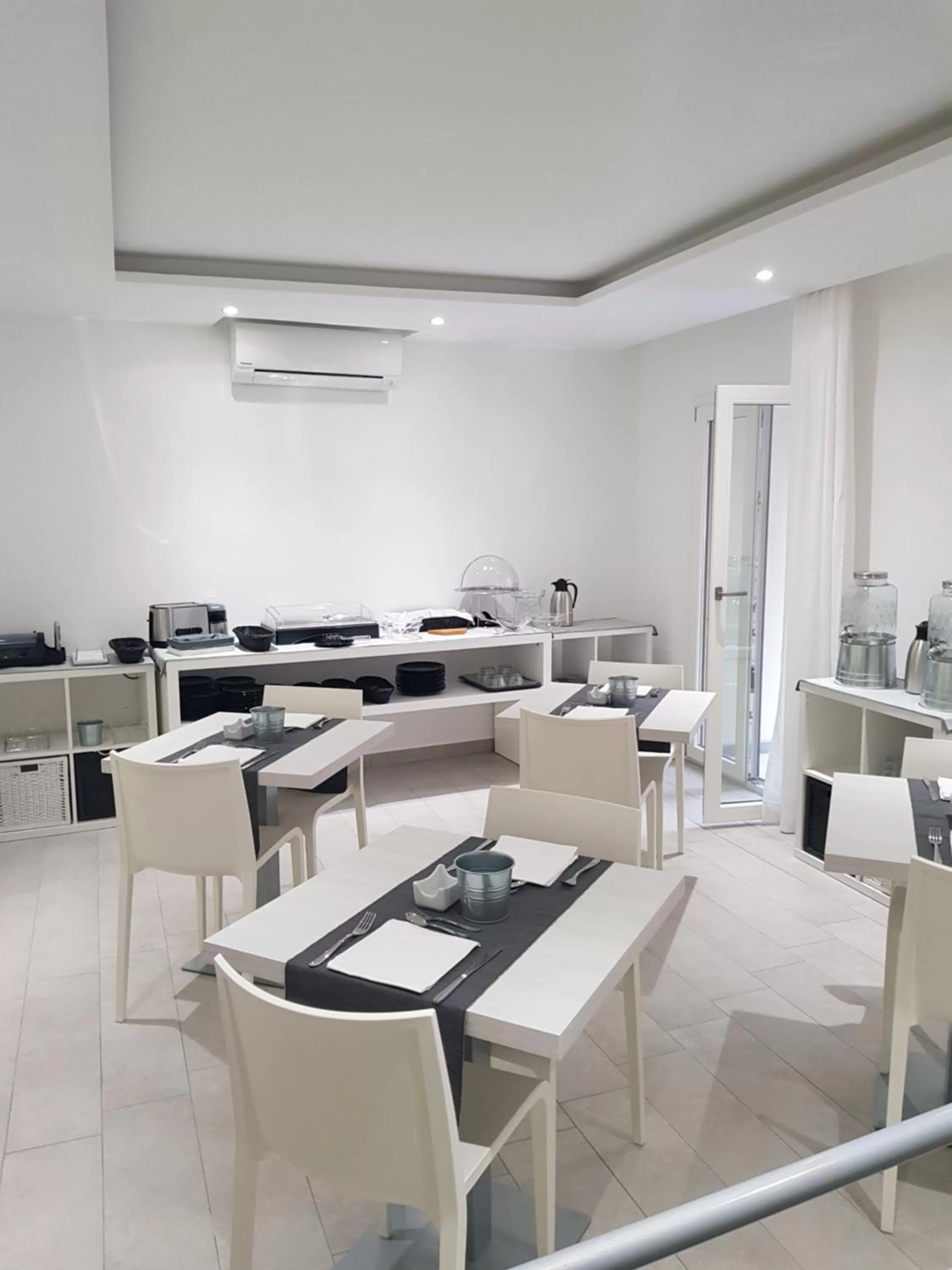 Ossuna Bay Hotel Boutique