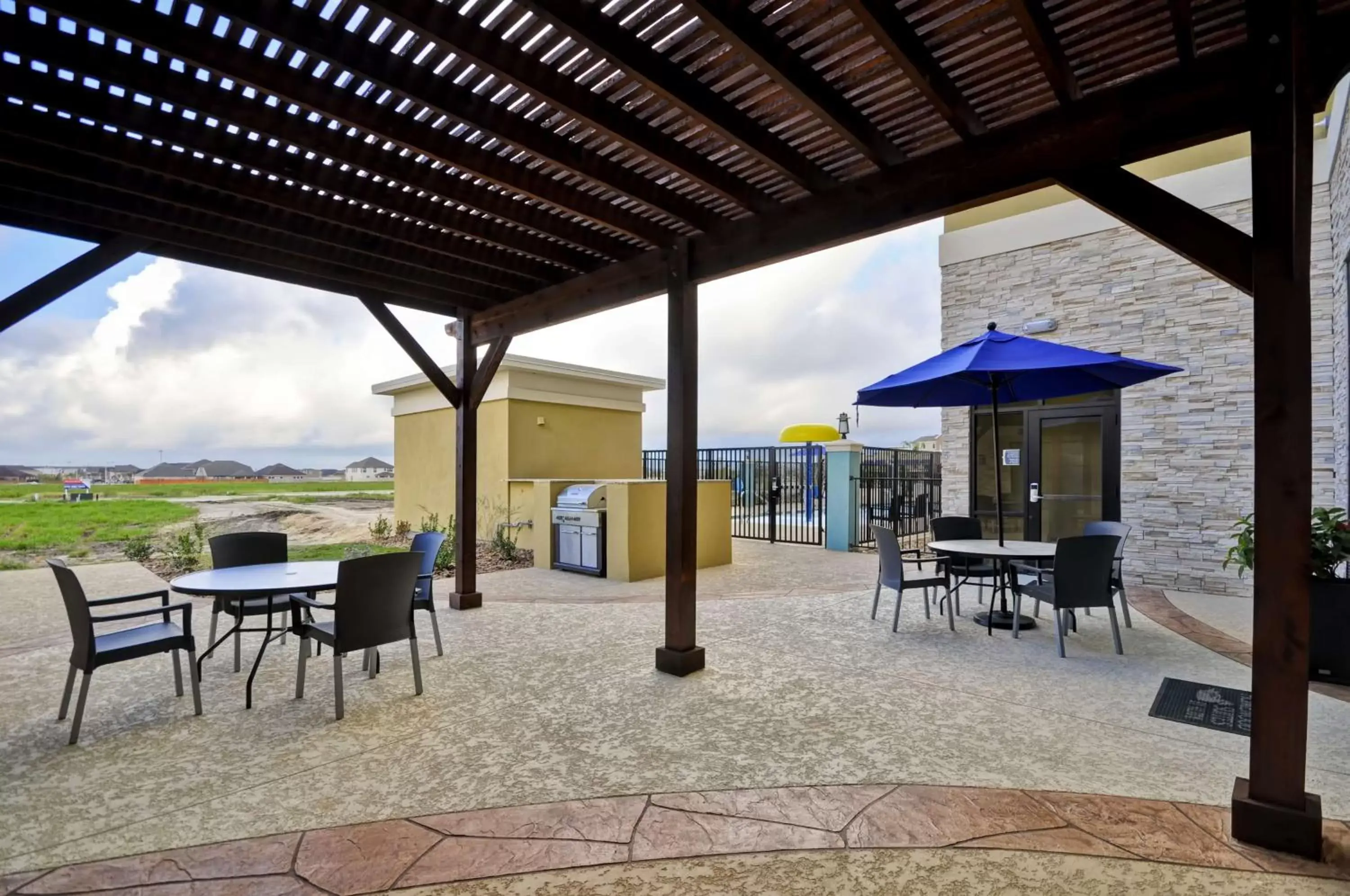 Patio, Restaurant/Places to Eat in Homewood Suites by Hilton New Braunfels