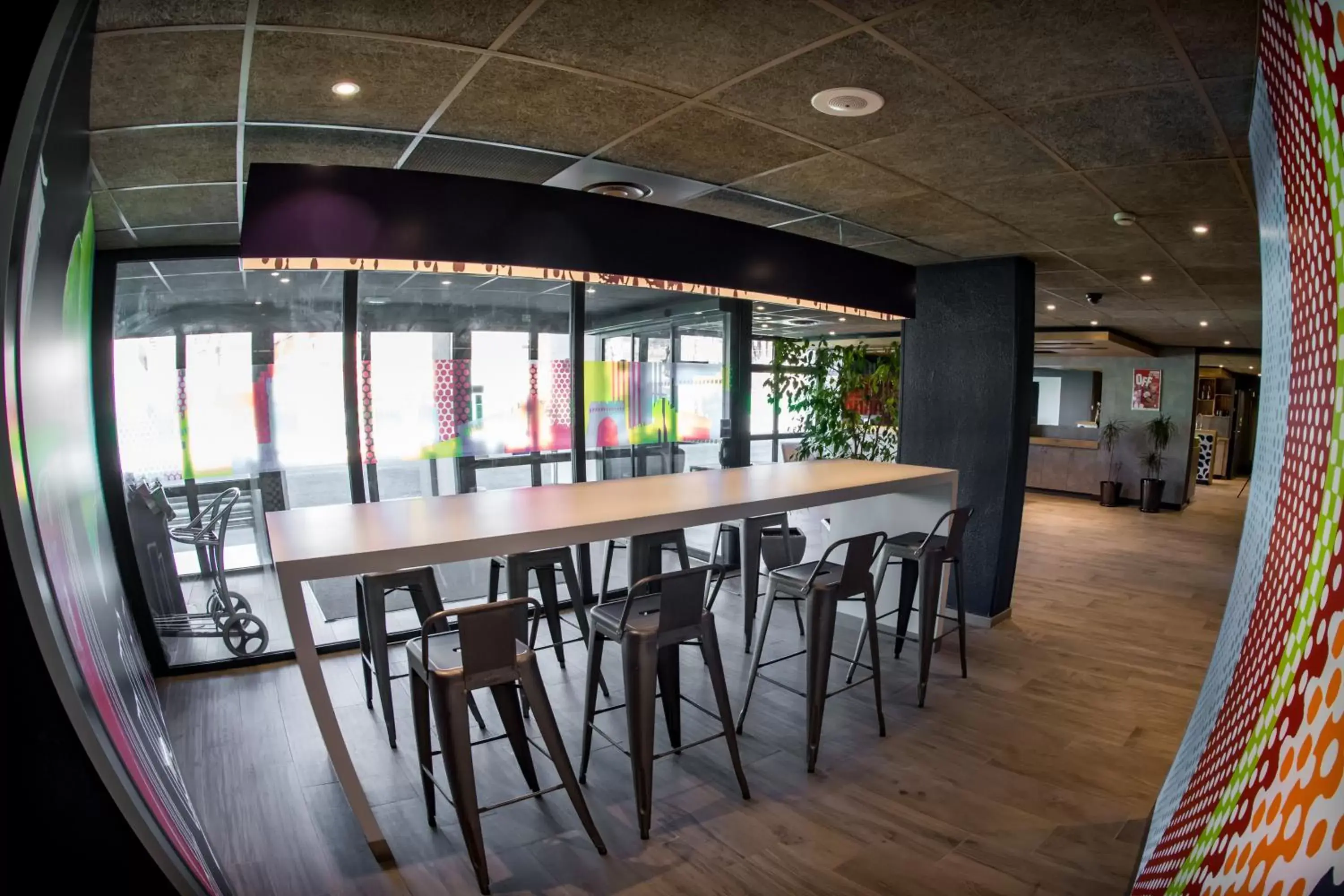 Lobby or reception, Lounge/Bar in ibis budget Avignon Centre