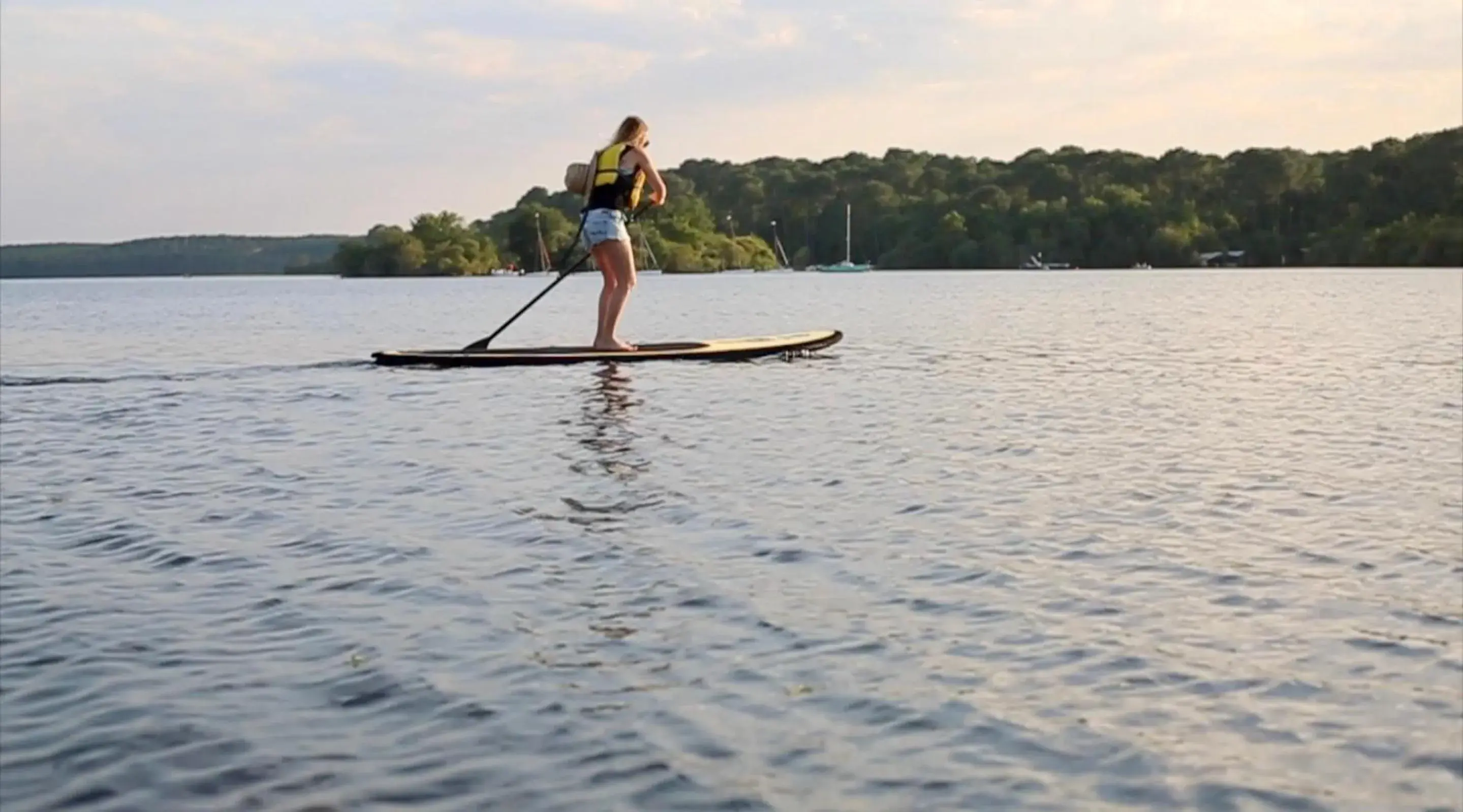 Activities, Canoeing in Hoya Surf Camp