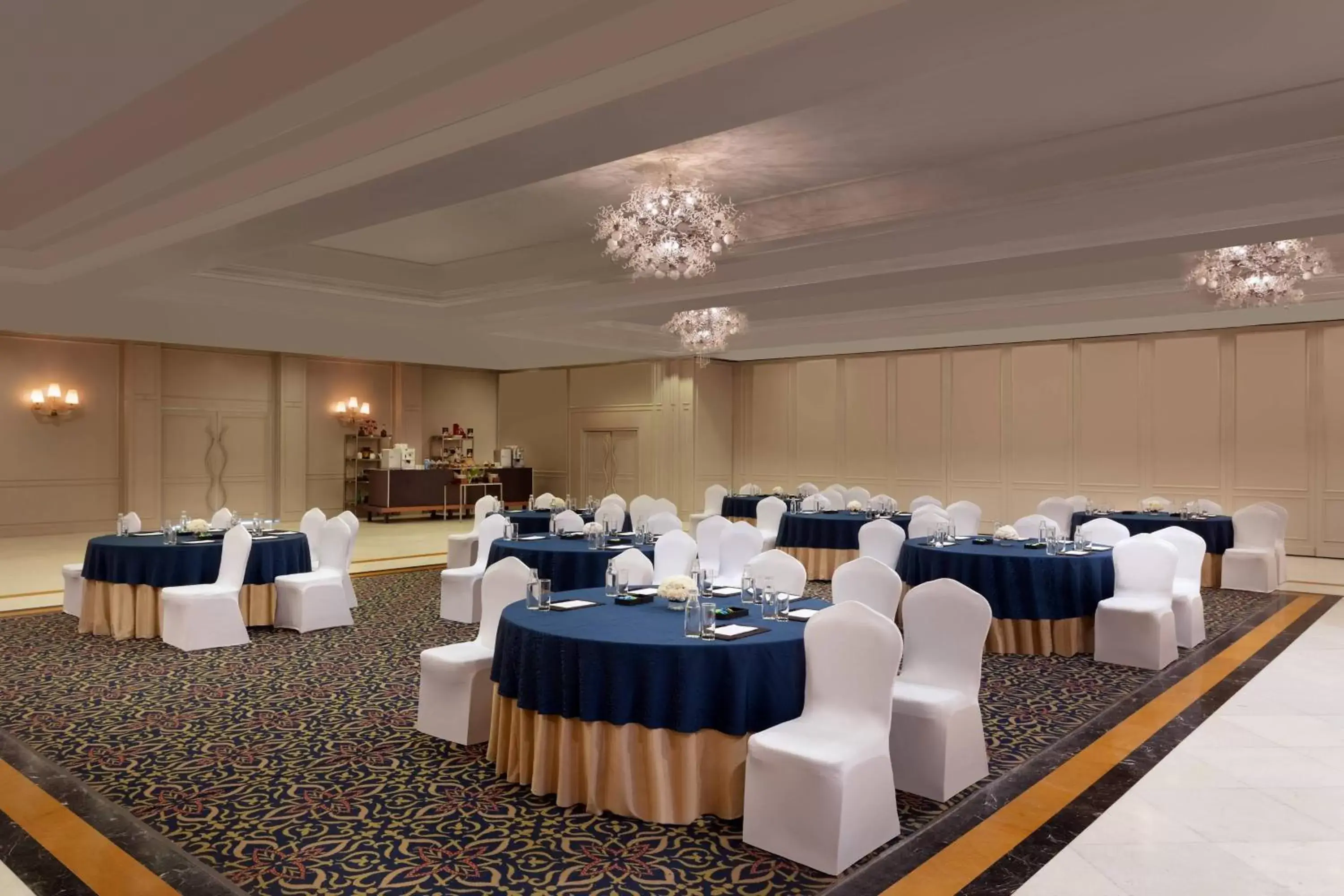 Meeting/conference room, Banquet Facilities in Surat Marriott Hotel