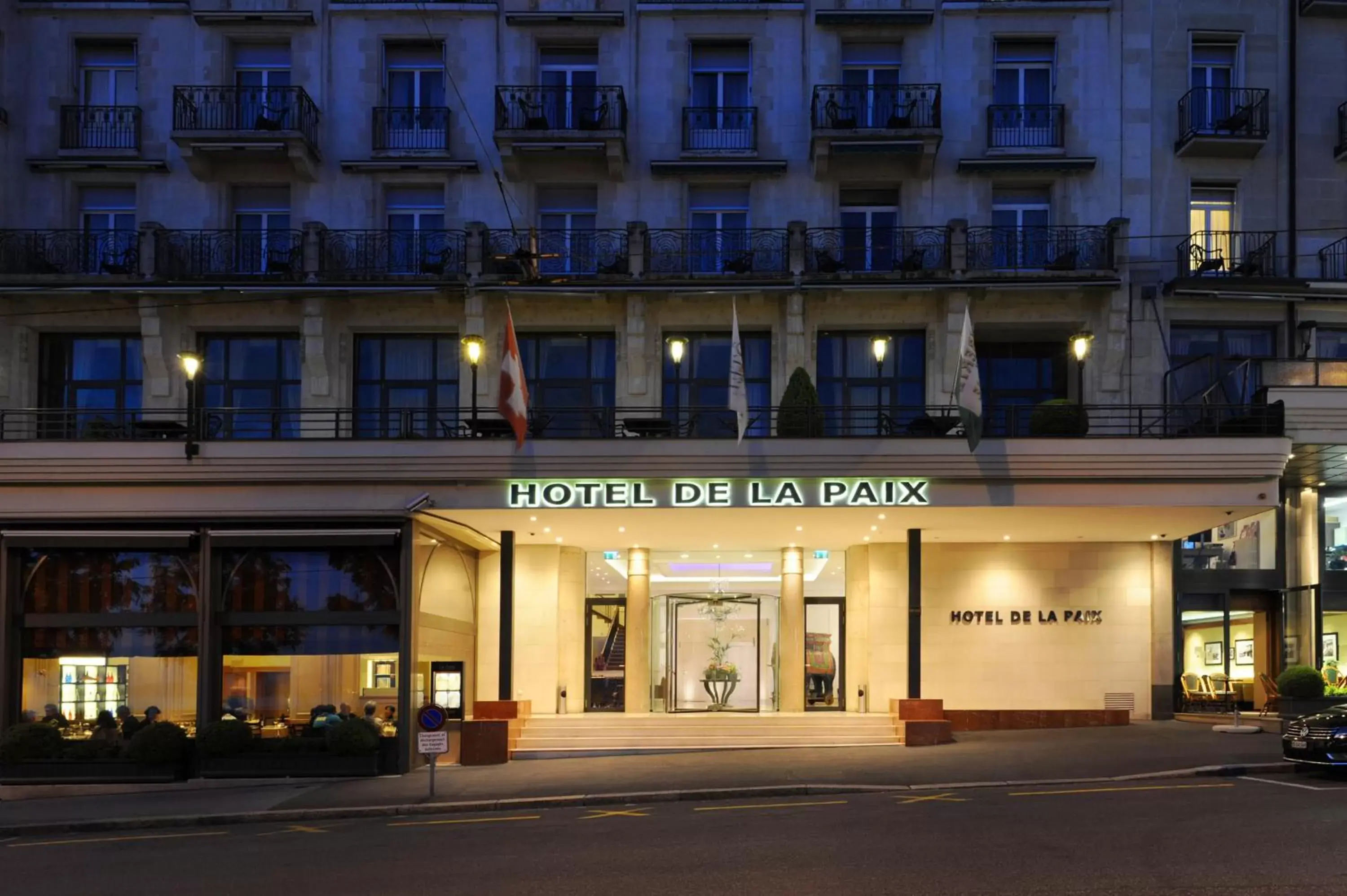 Facade/entrance, Property Building in Hôtel de la Paix Lausanne