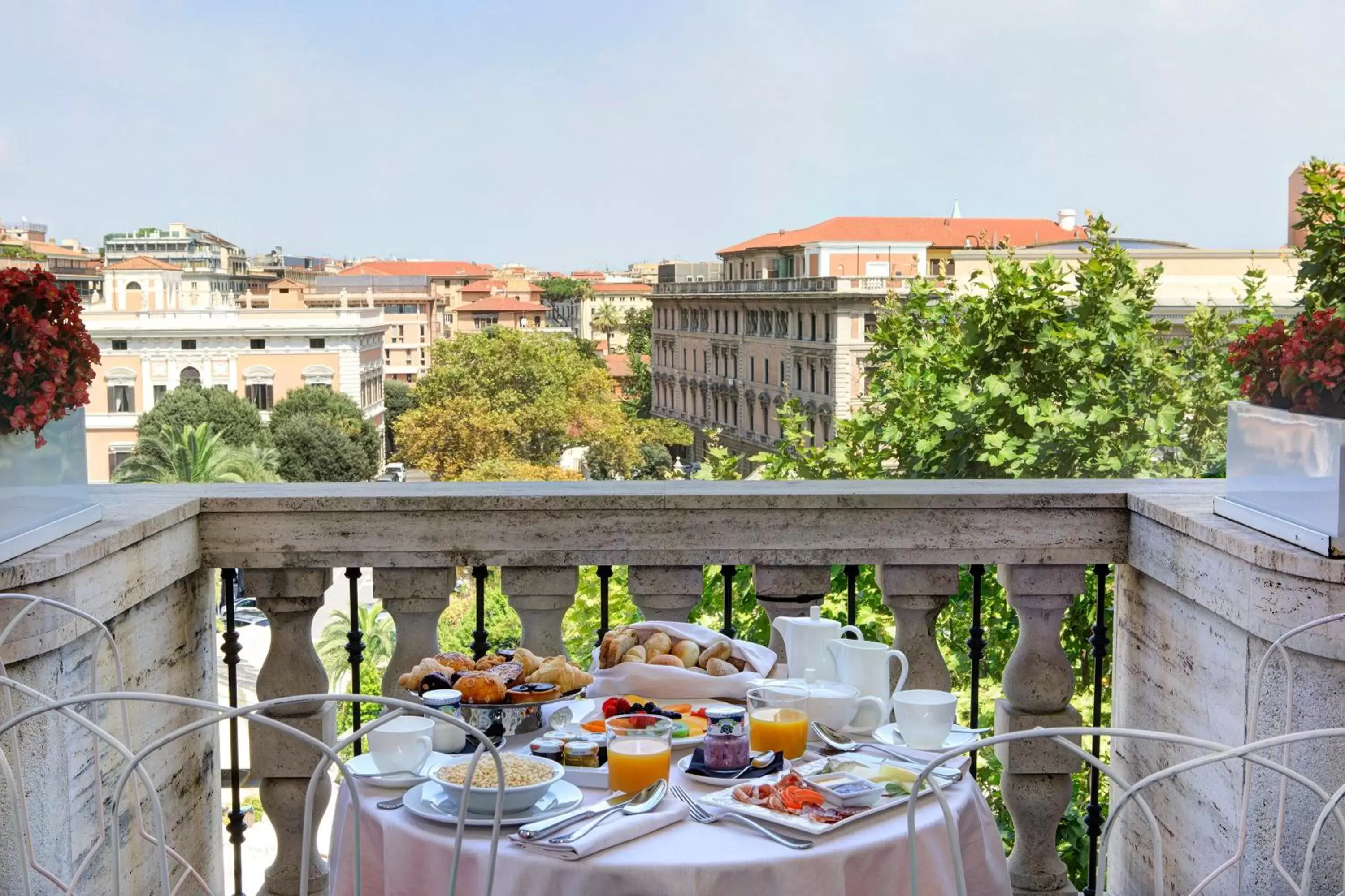 Balcony/Terrace in Grand Hotel Palace Rome