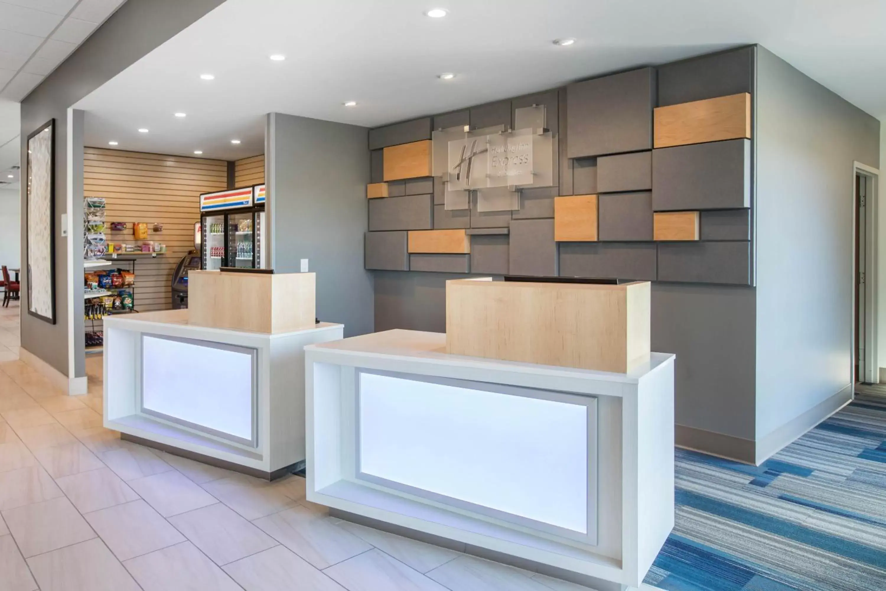 Property building in Holiday Inn Express & Suites Ludington by IHG Property building in Holiday Inn Express & Suites Ludington by IHG