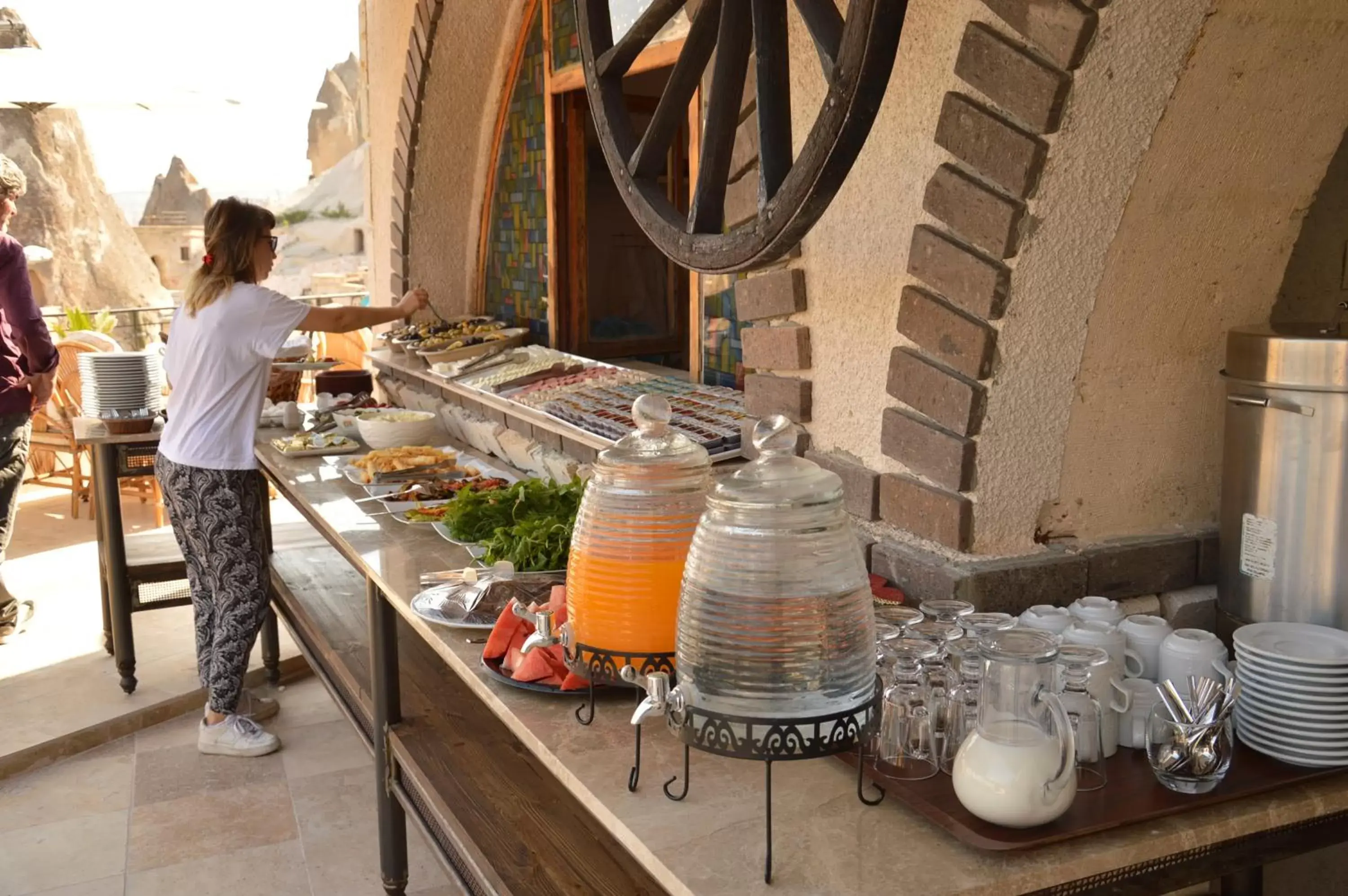 Breakfast, Food in Elite Cave Suites