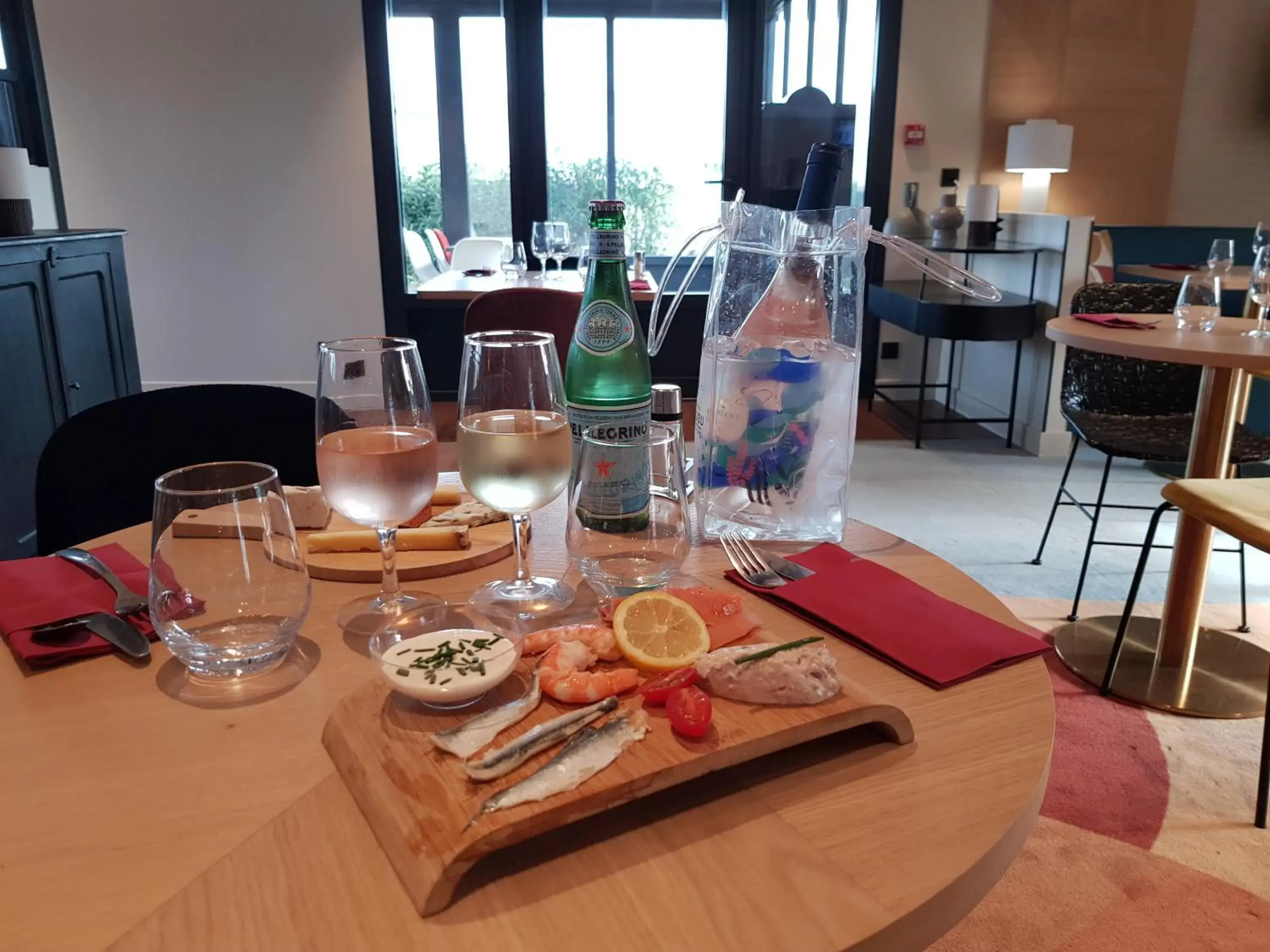 Restaurant/places to eat in Kyriad Carcassonne - Aéroport
