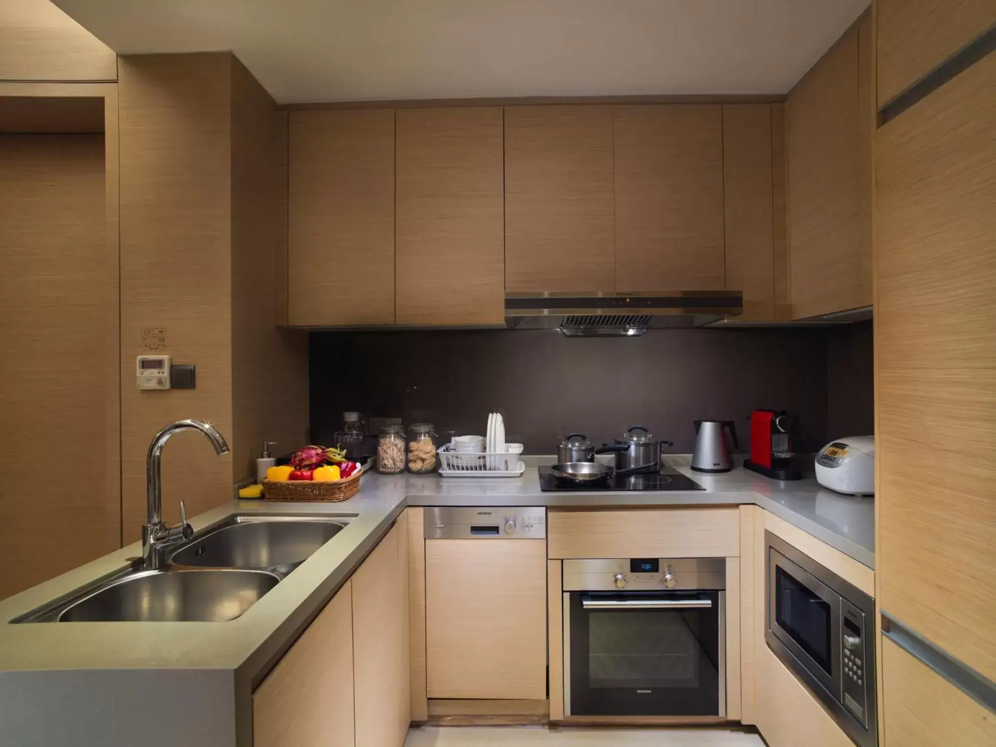 Kitchen or kitchenette, Kitchen/Kitchenette in Fraser Suites Guangzhou