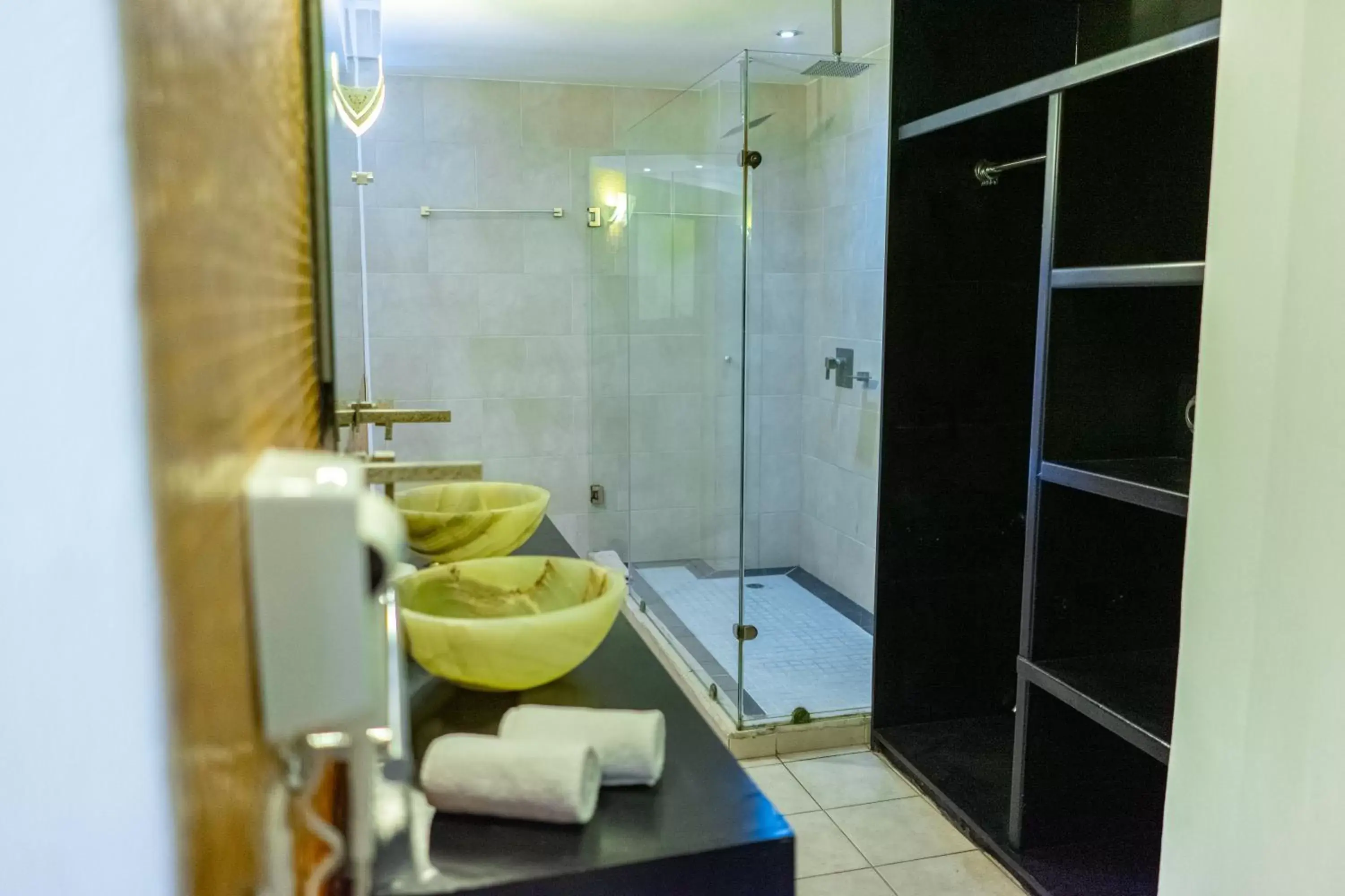 Bathroom in In Fashion Hotel & Spa