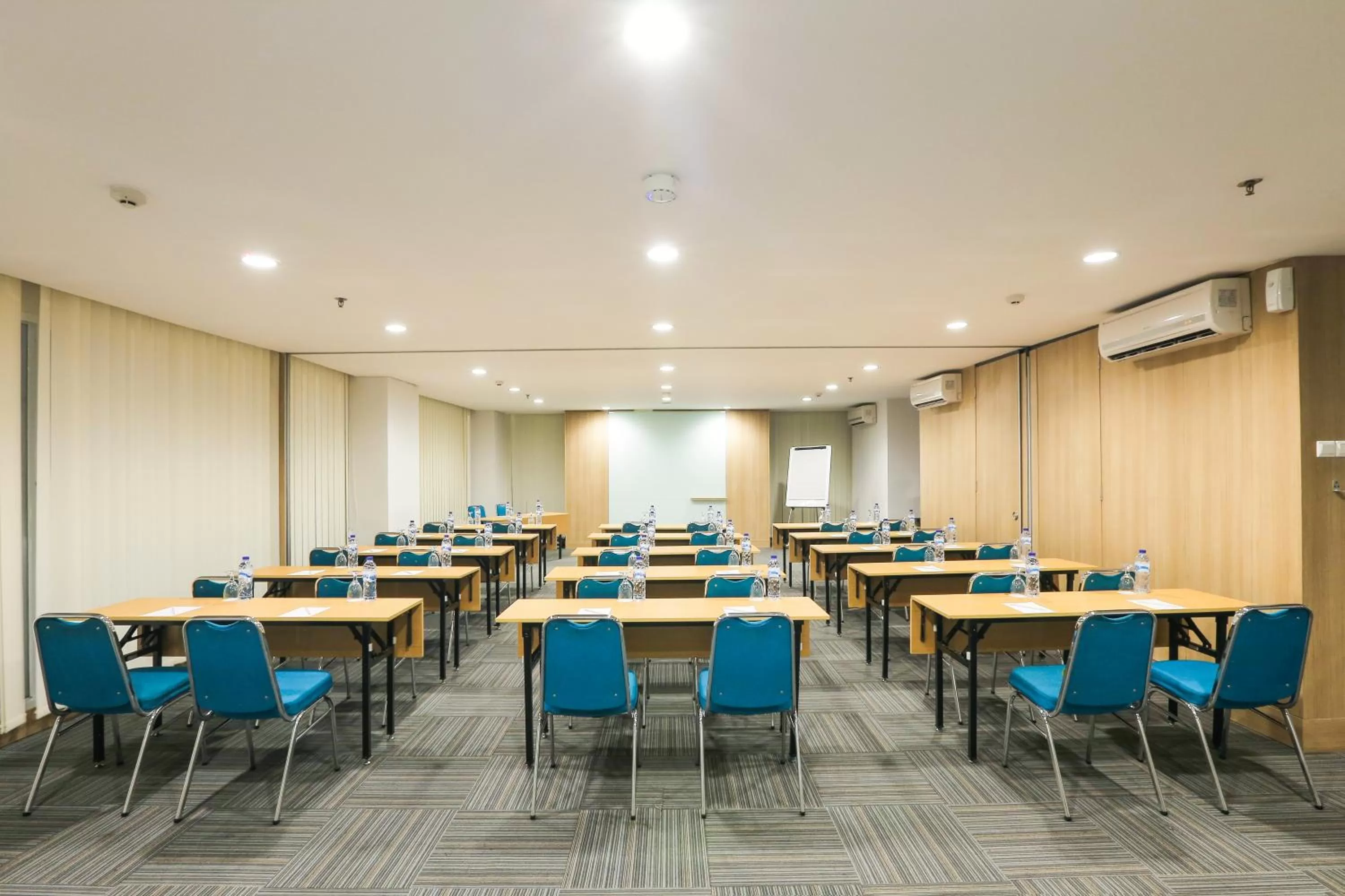 Meeting/conference room in Hotel Citradream Cirebon
