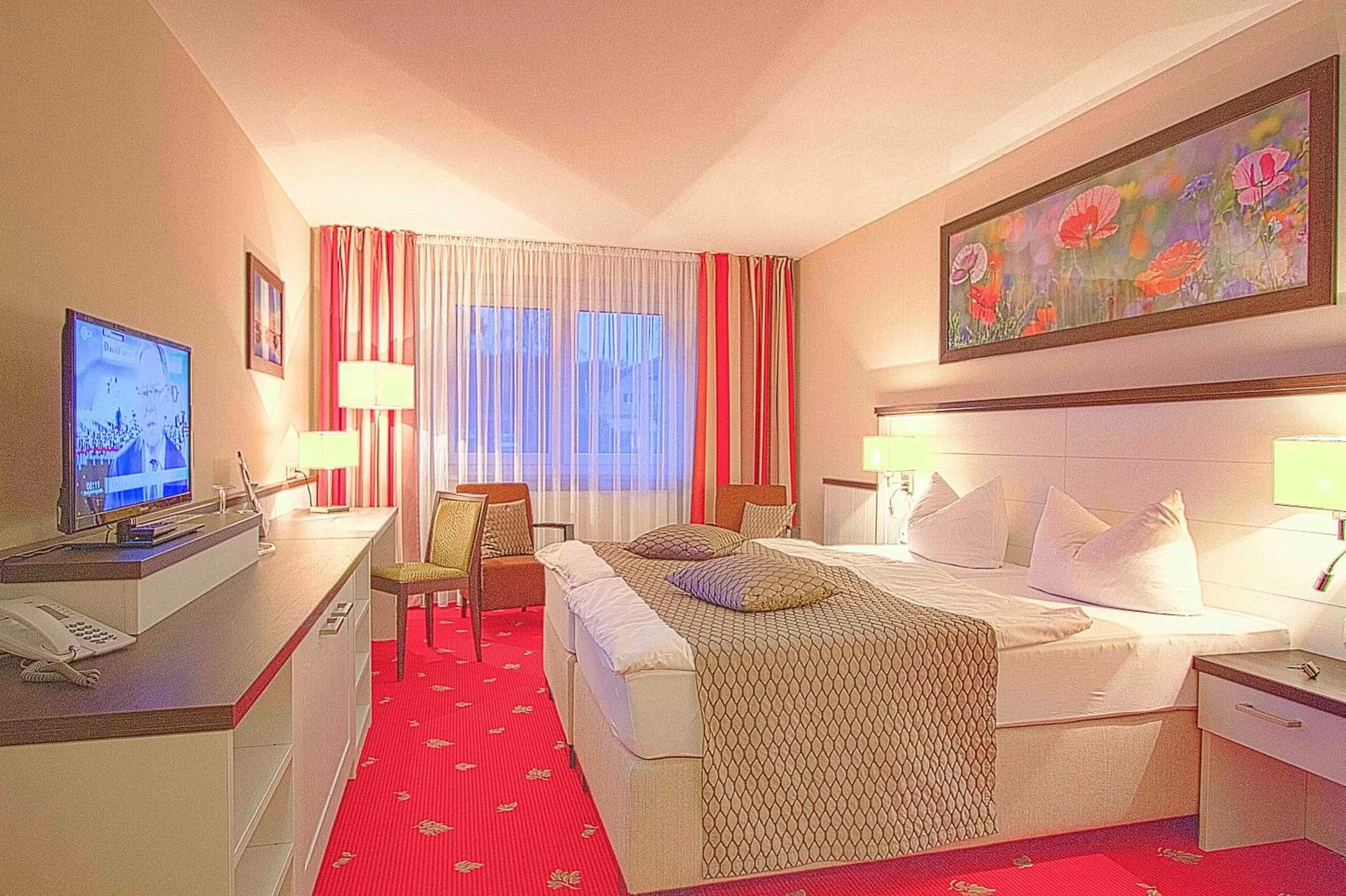 Photo of the whole room, Bed in Falk Seehotel Plau am See