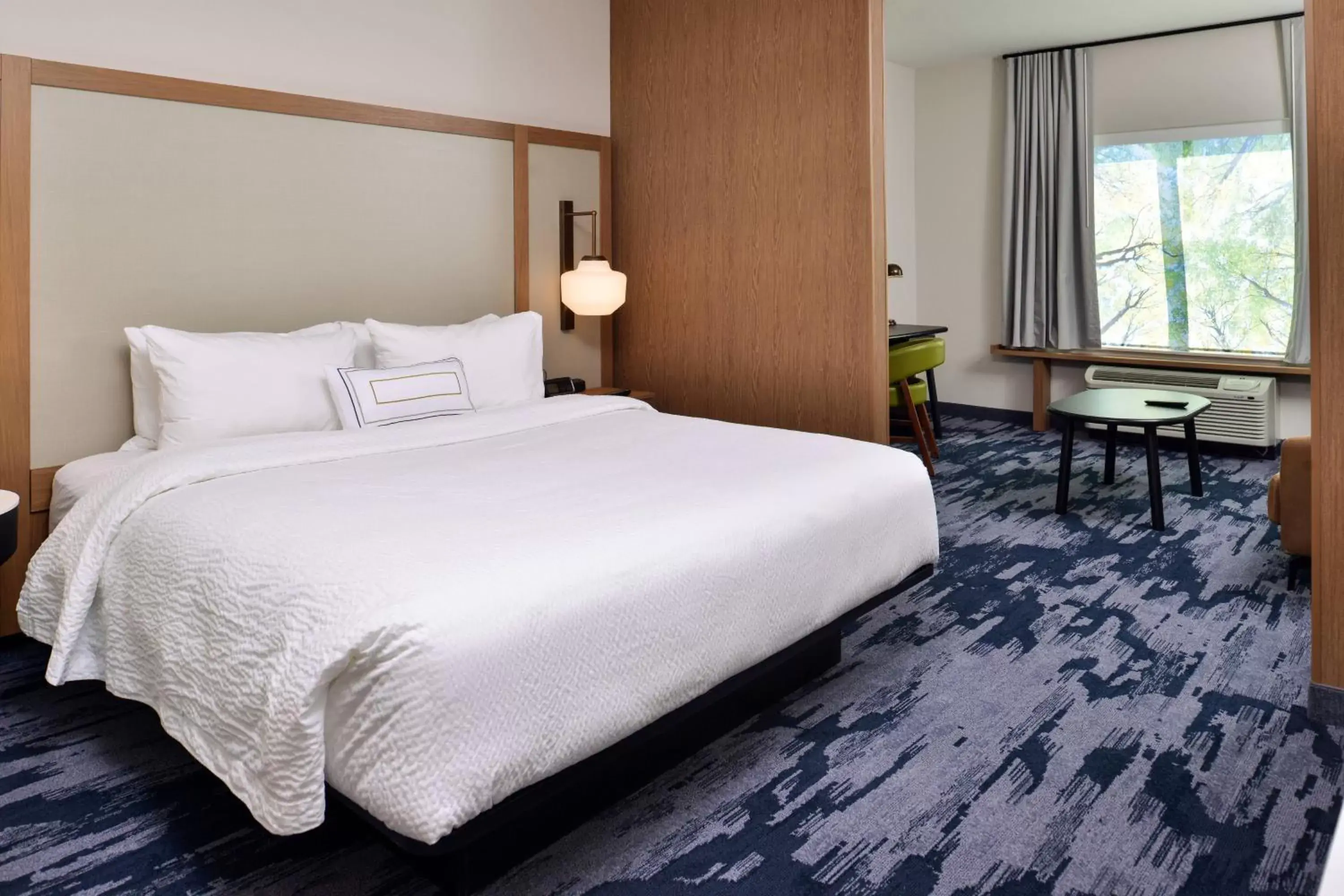 Photo of the whole room, Bed in Fairfield Inn and Suites by Marriott Minneapolis Shakopee