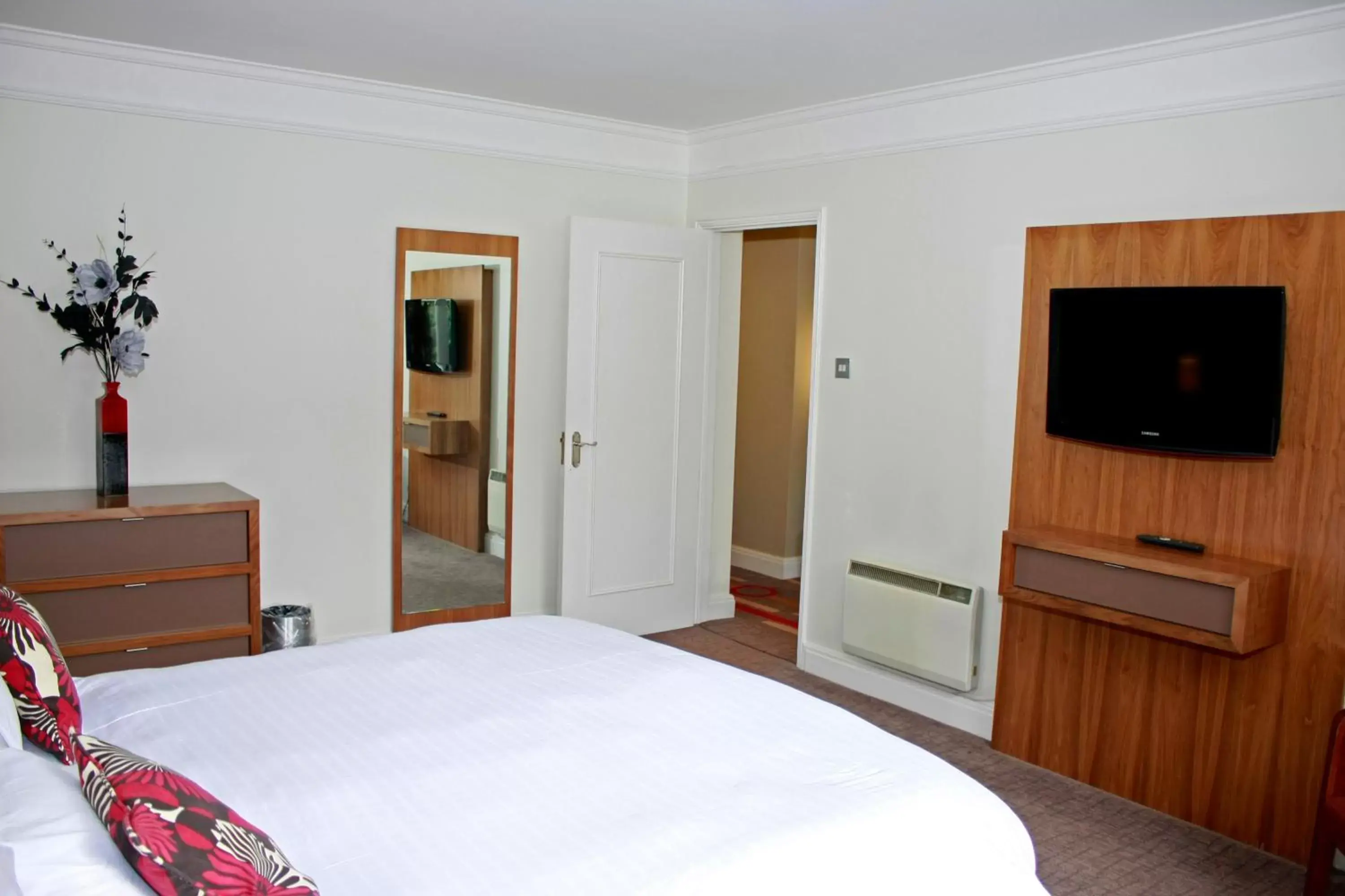 Bed in Bromsgrove Hotel and Spa