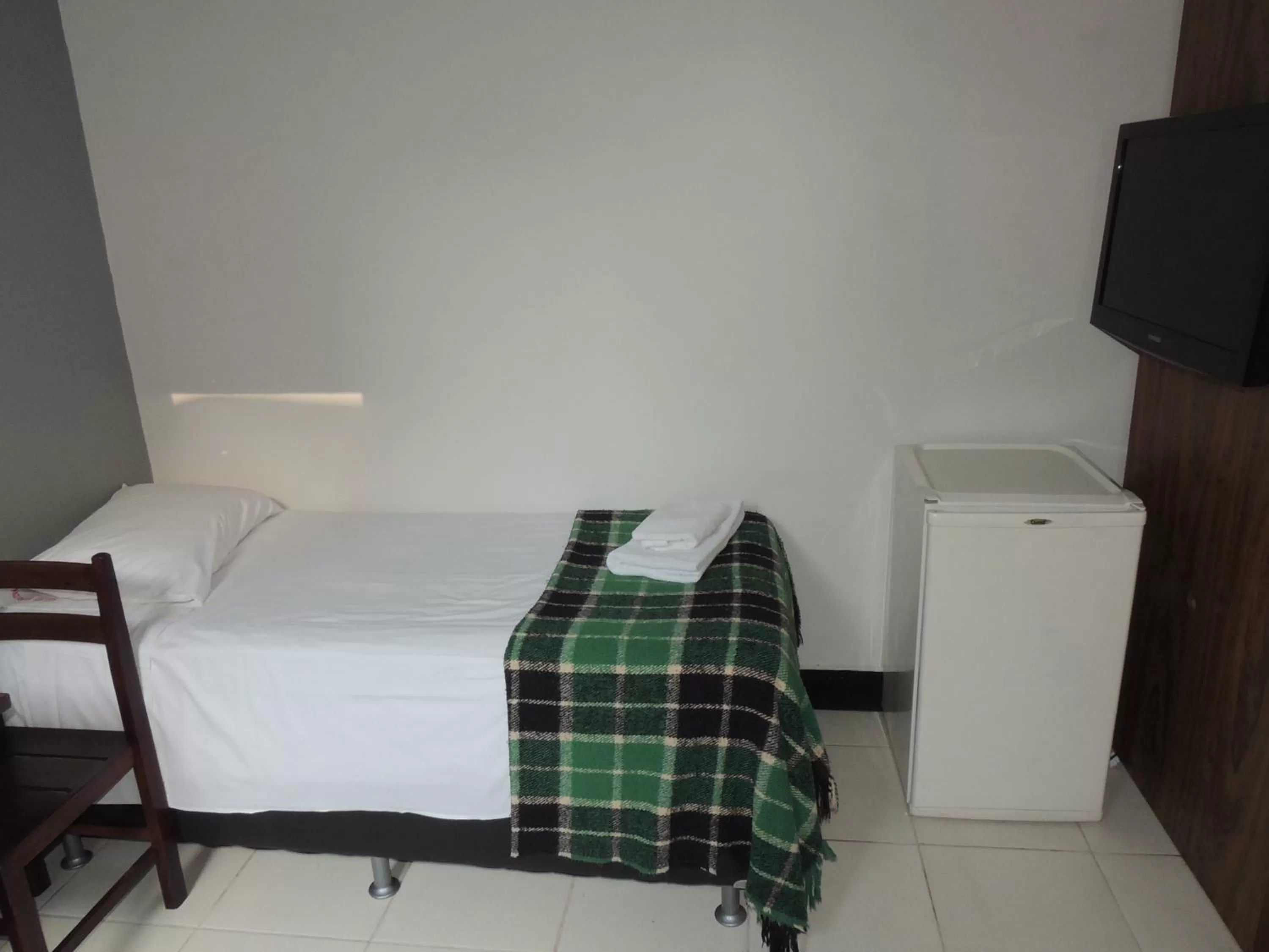 Bed in Hotel Economy 888 - Próximo a Praça da Estação e Rodoviária