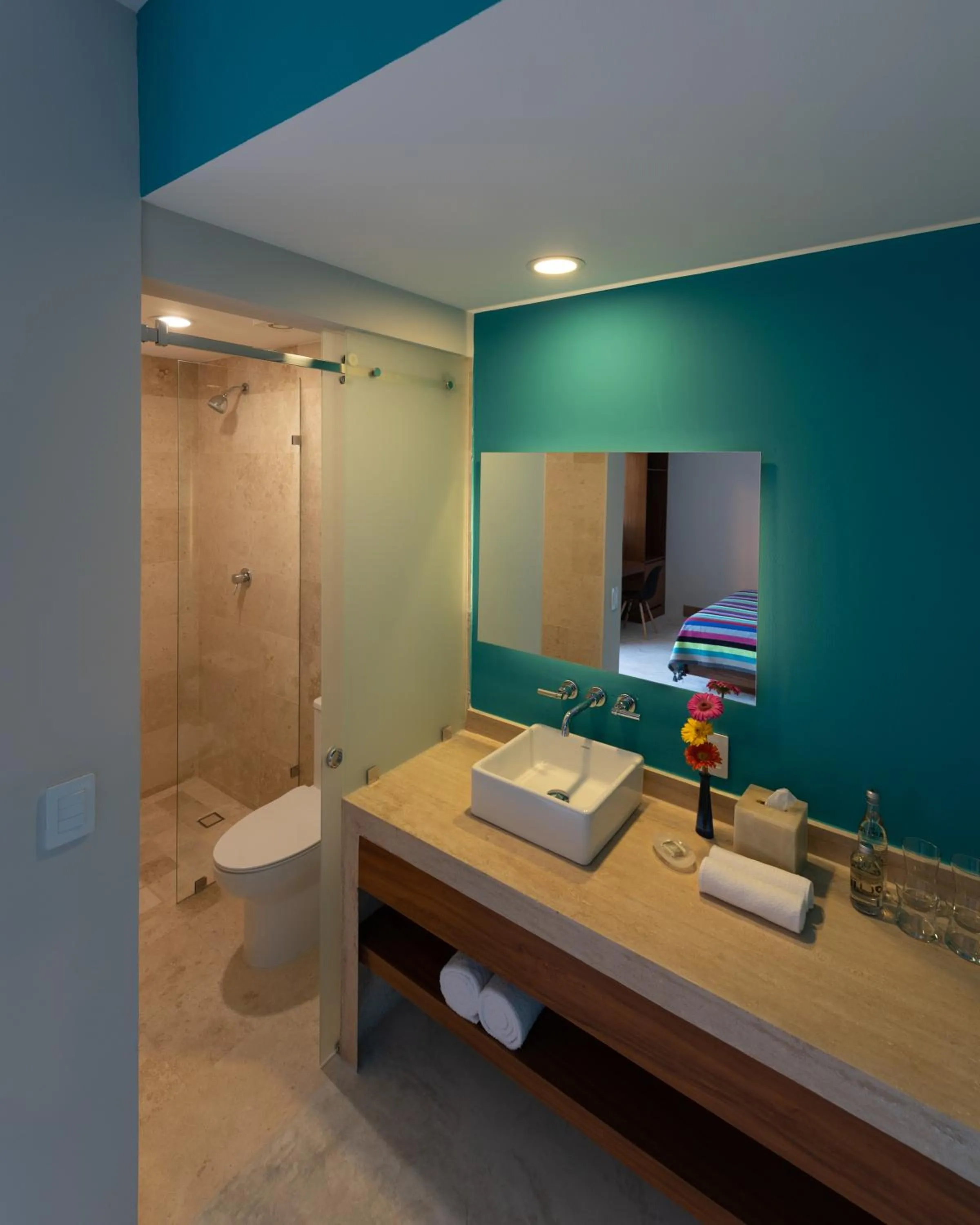 Shower in Sayulinda Hotel