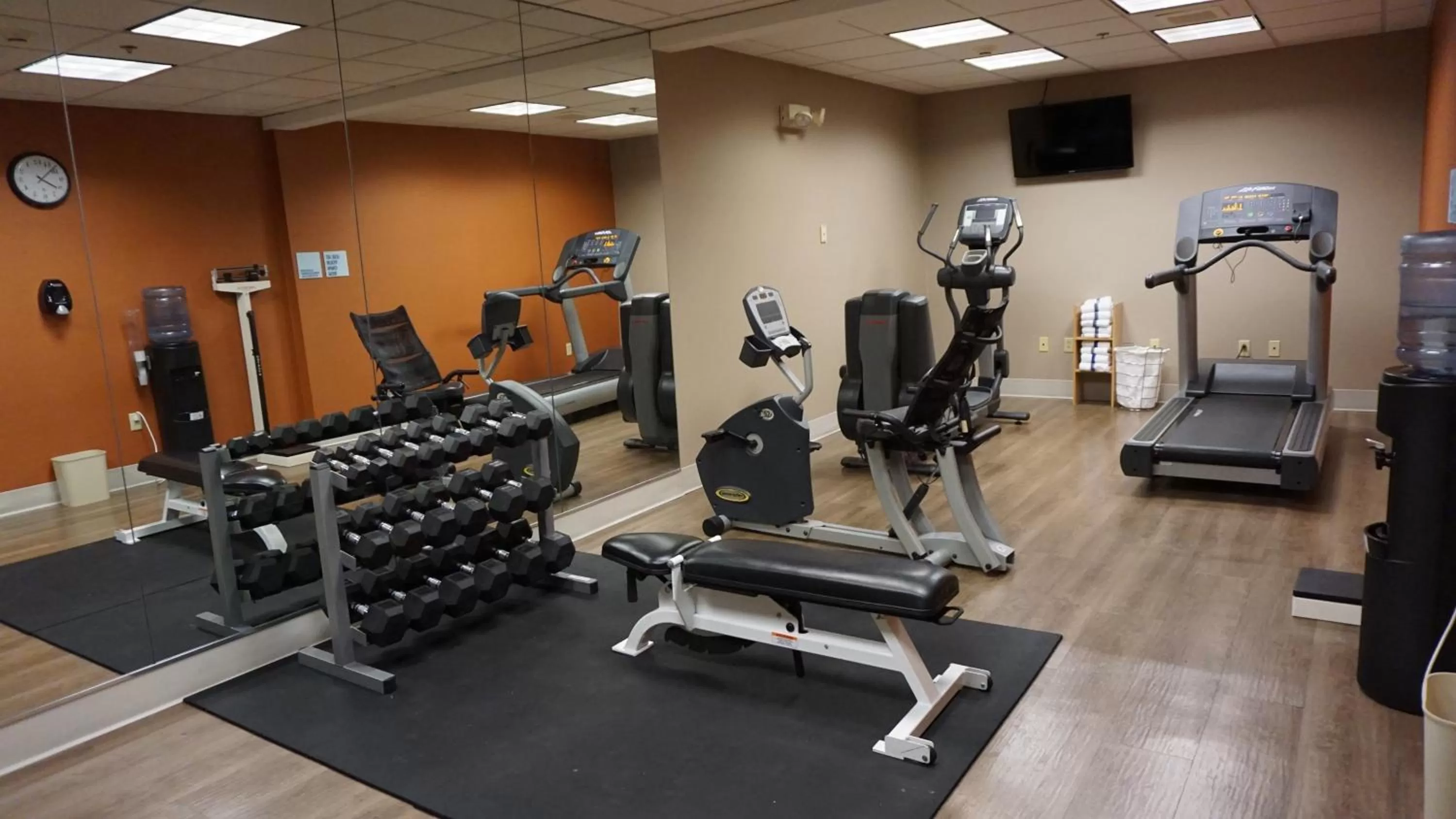 Fitness centre/facilities in Holiday Inn Express & Suites Gibson by IHG