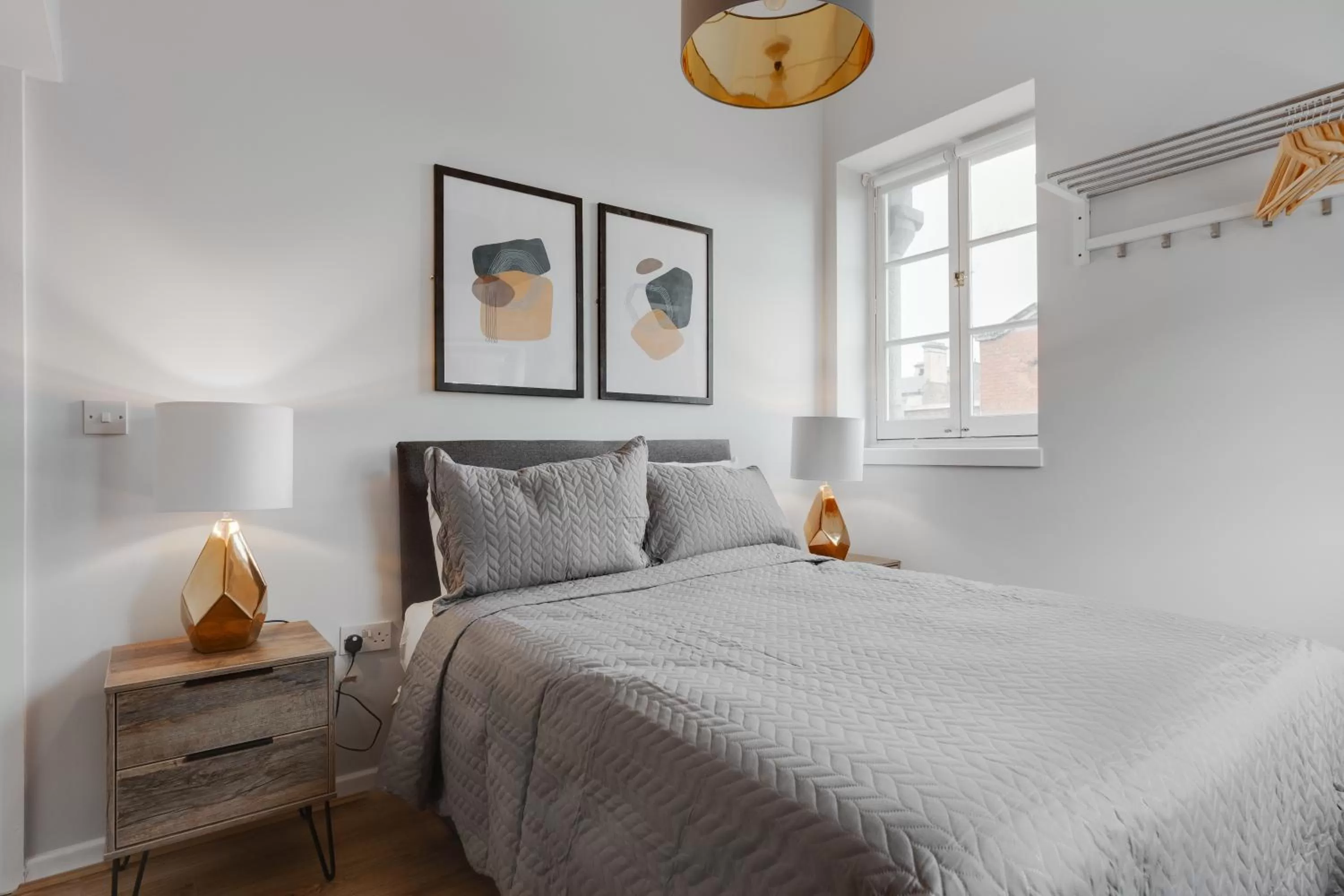 Bedroom, Bed in Stanley St Suites By GuestFirst