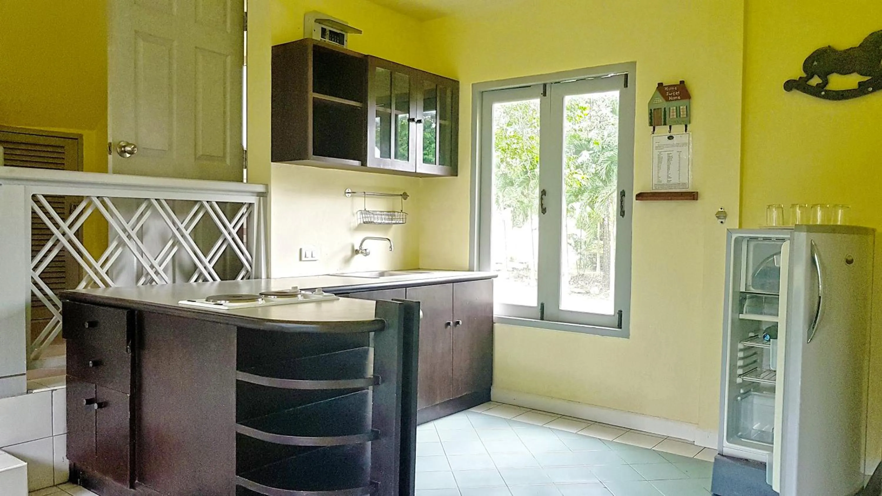 Photo of the whole room in Brookside Valley Resort