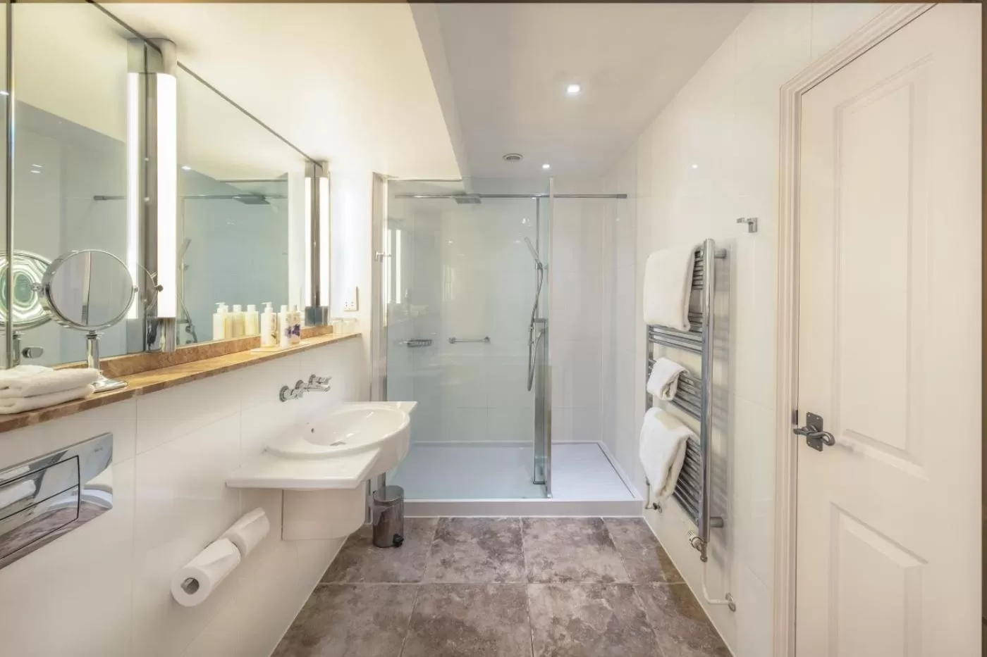 Bathroom in The Crown Inn