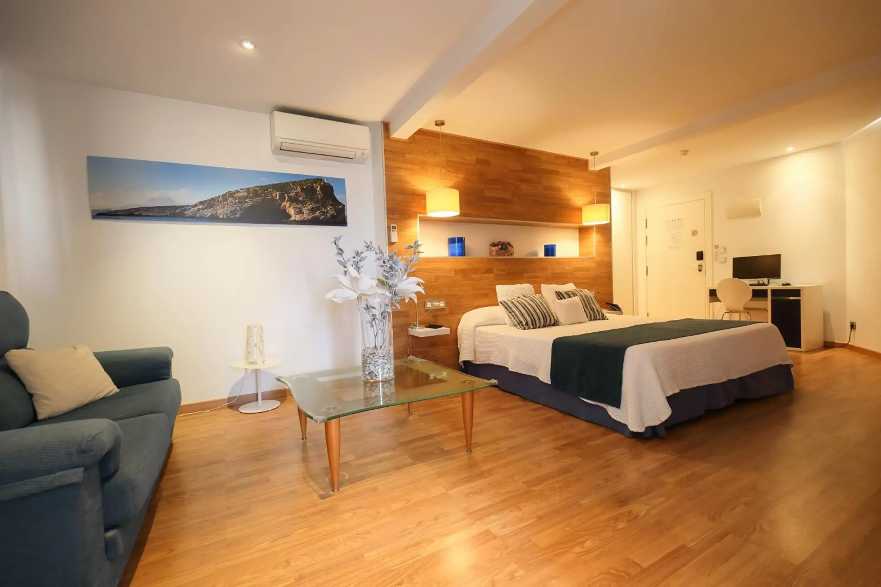 Photo of the whole room, Bed in Hotel Fetiche Alojamiento con Encanto