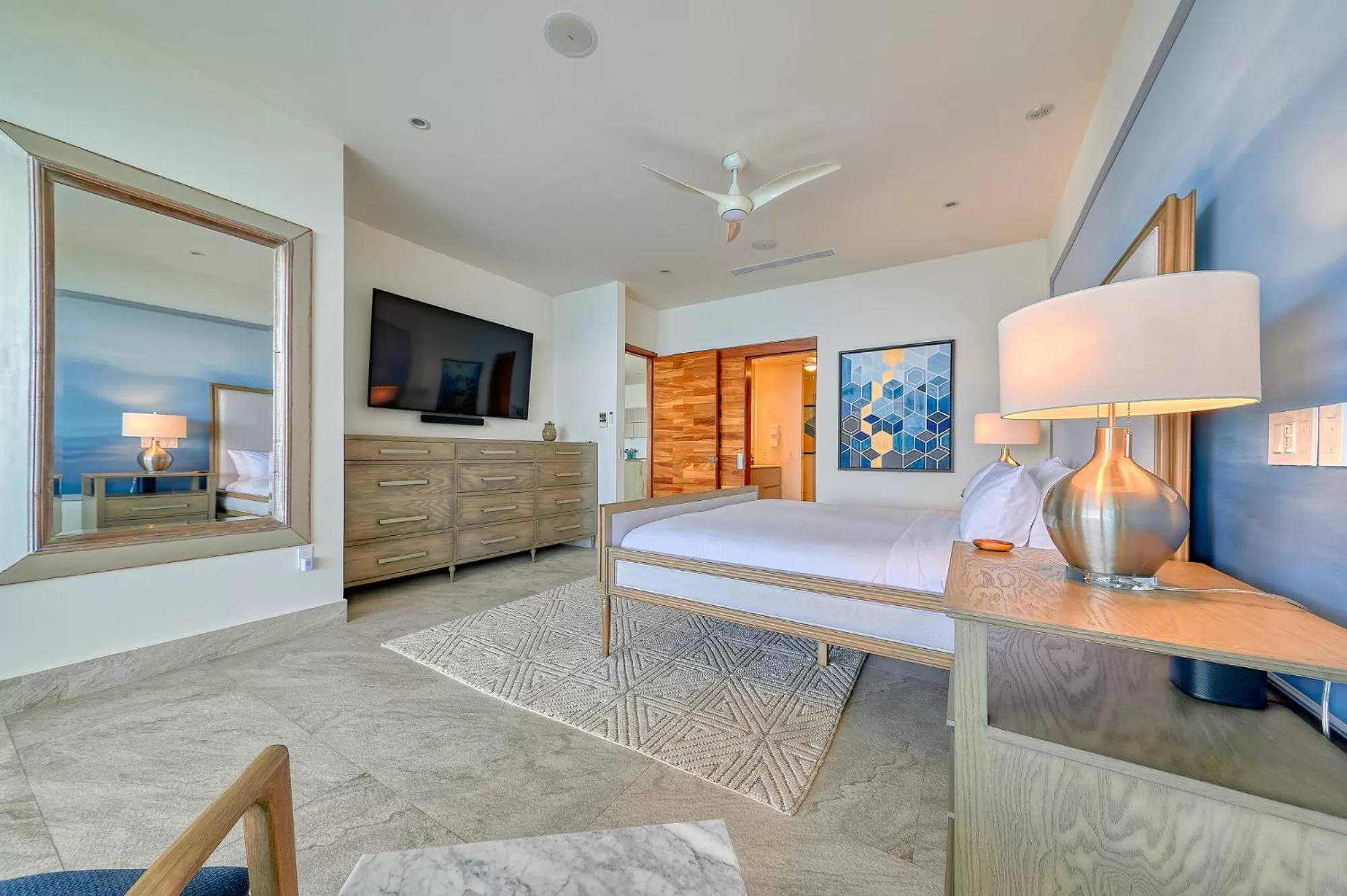 Photo of the whole room in Maxwell Residences at Indah