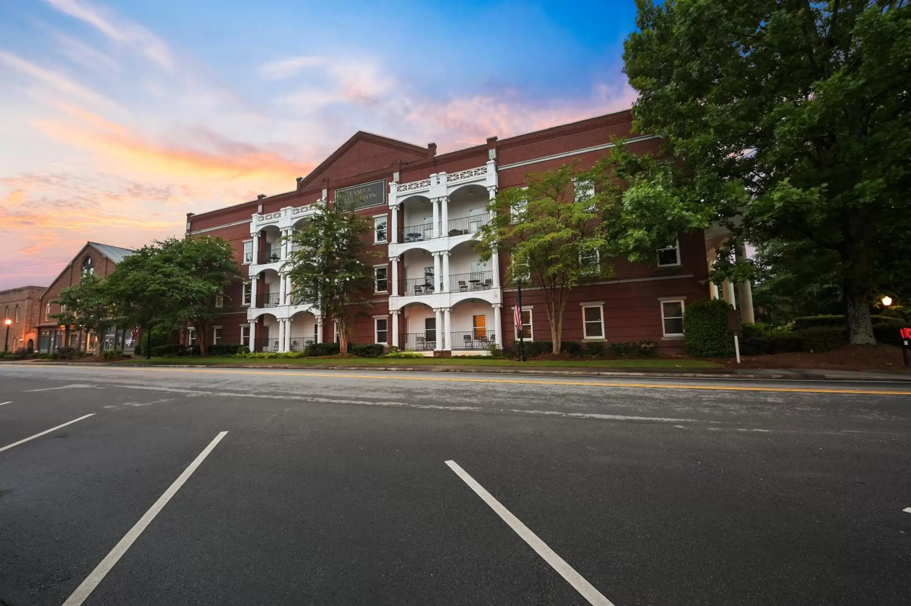 Property Building in The James Madison Inn