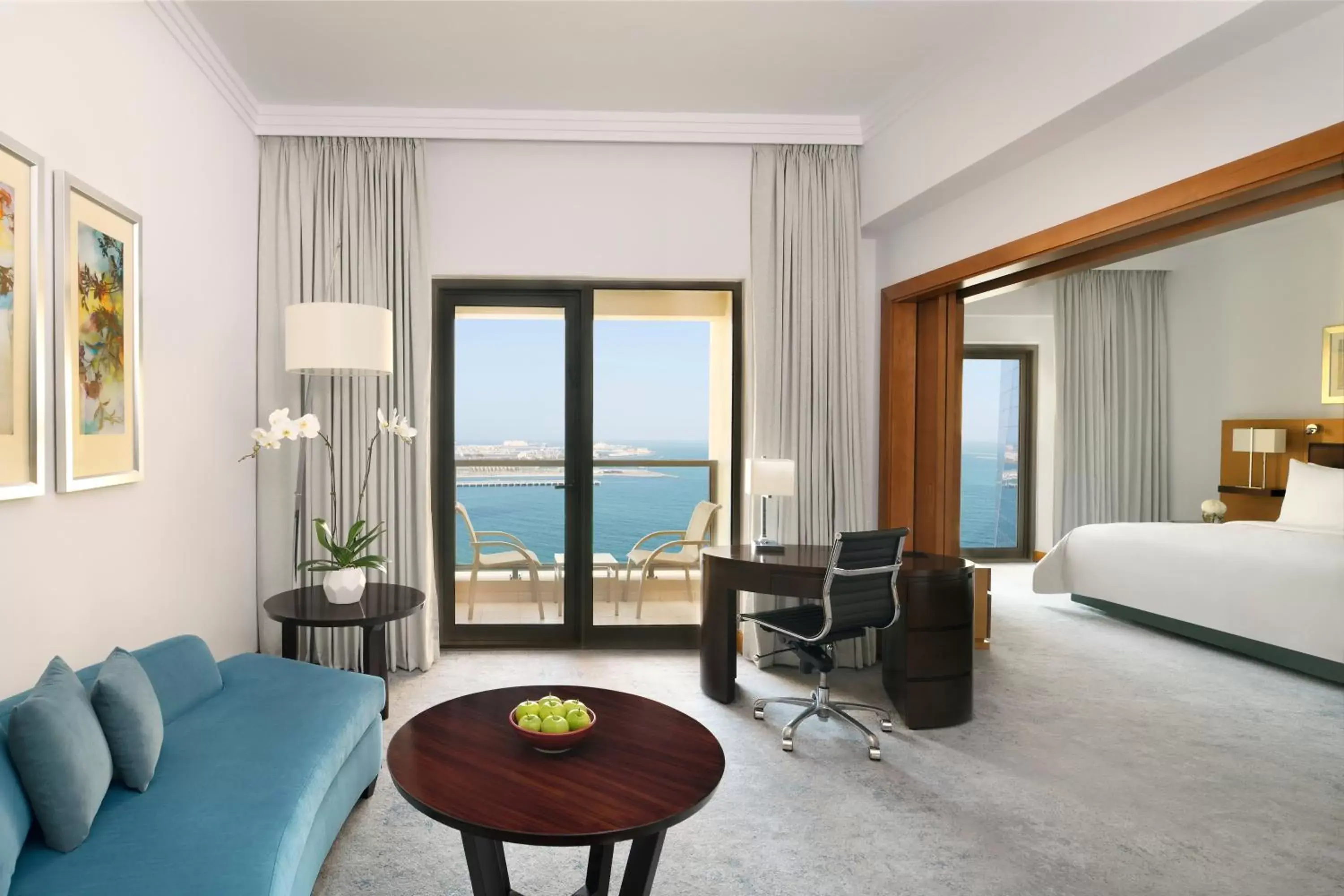 View (from property/room), Seating Area in Mövenpick Hotel Jumeirah Beach