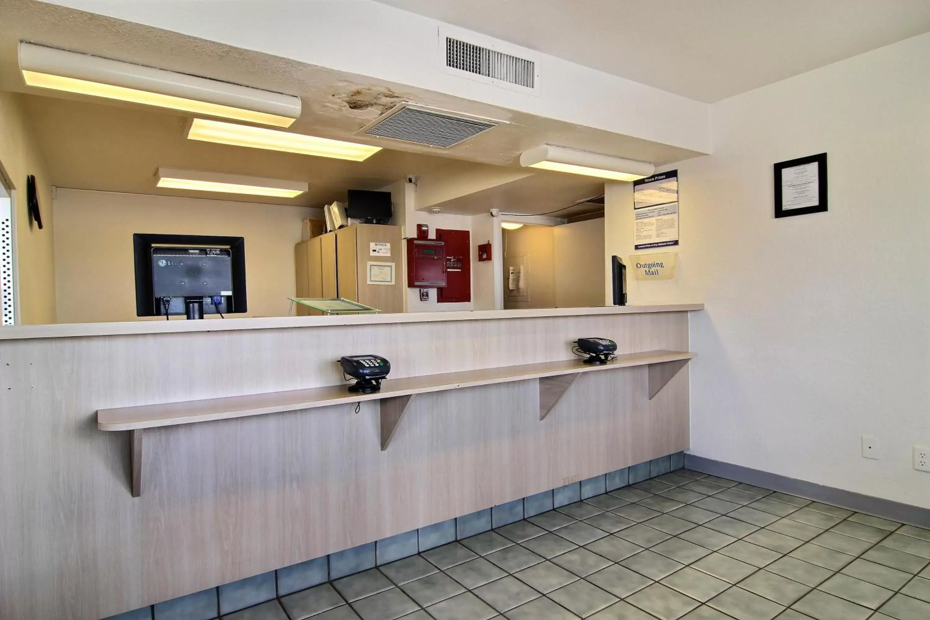 Lobby or reception, Lobby/Reception in Motel 6-Tucumcari, NM