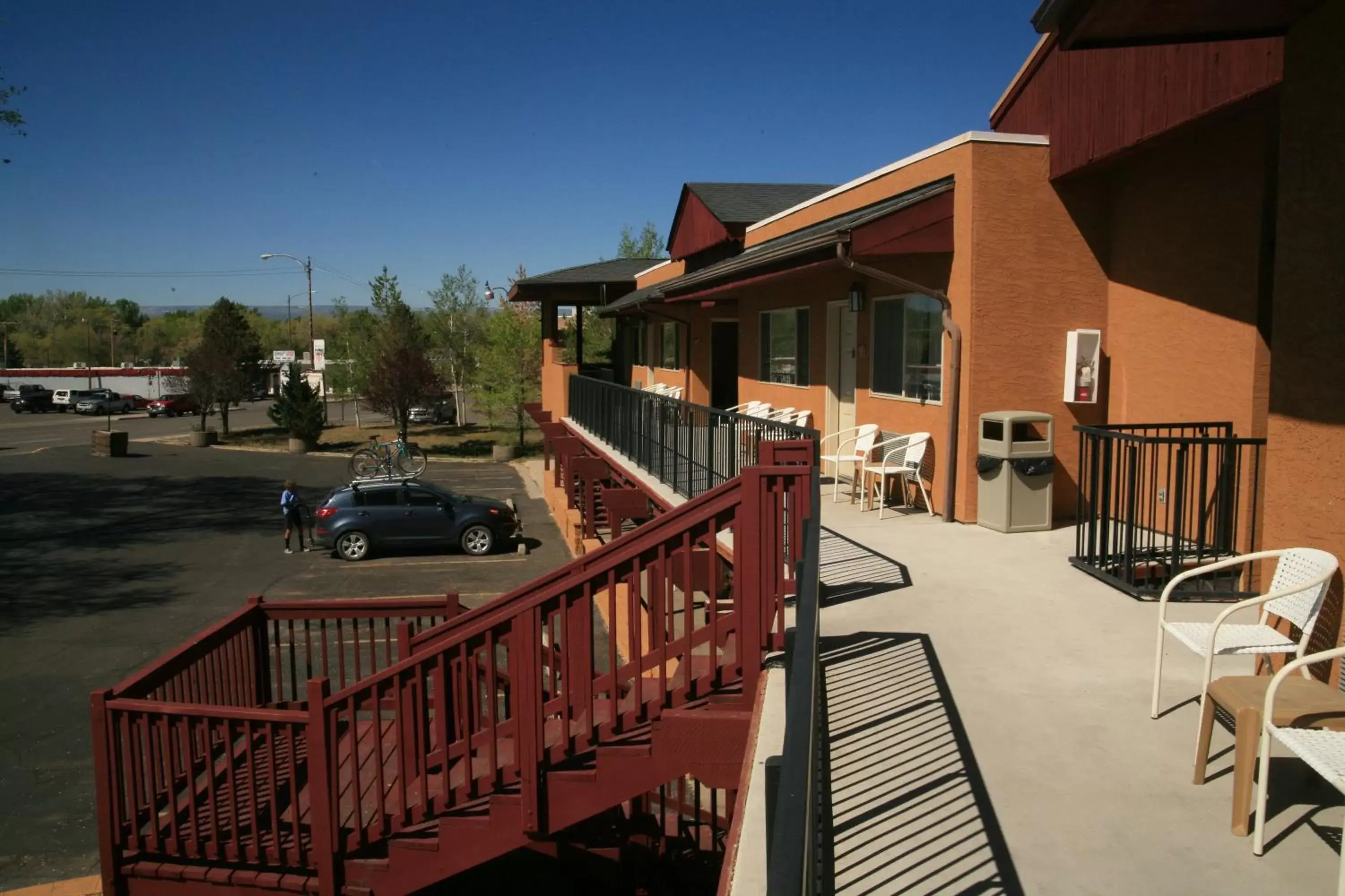 Property building in Black Canyon Motel