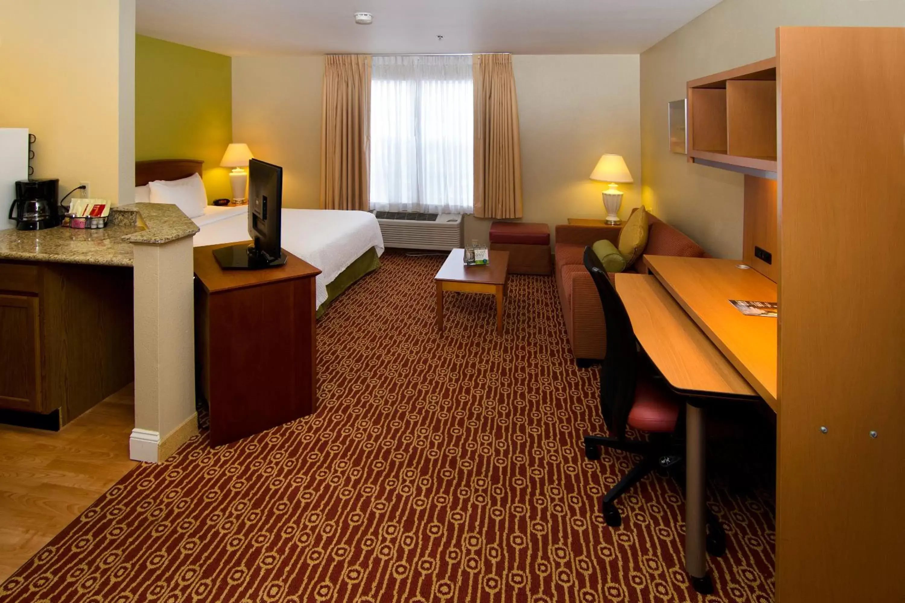 Bed in Extended Stay America Suites - St Louis - Fenton