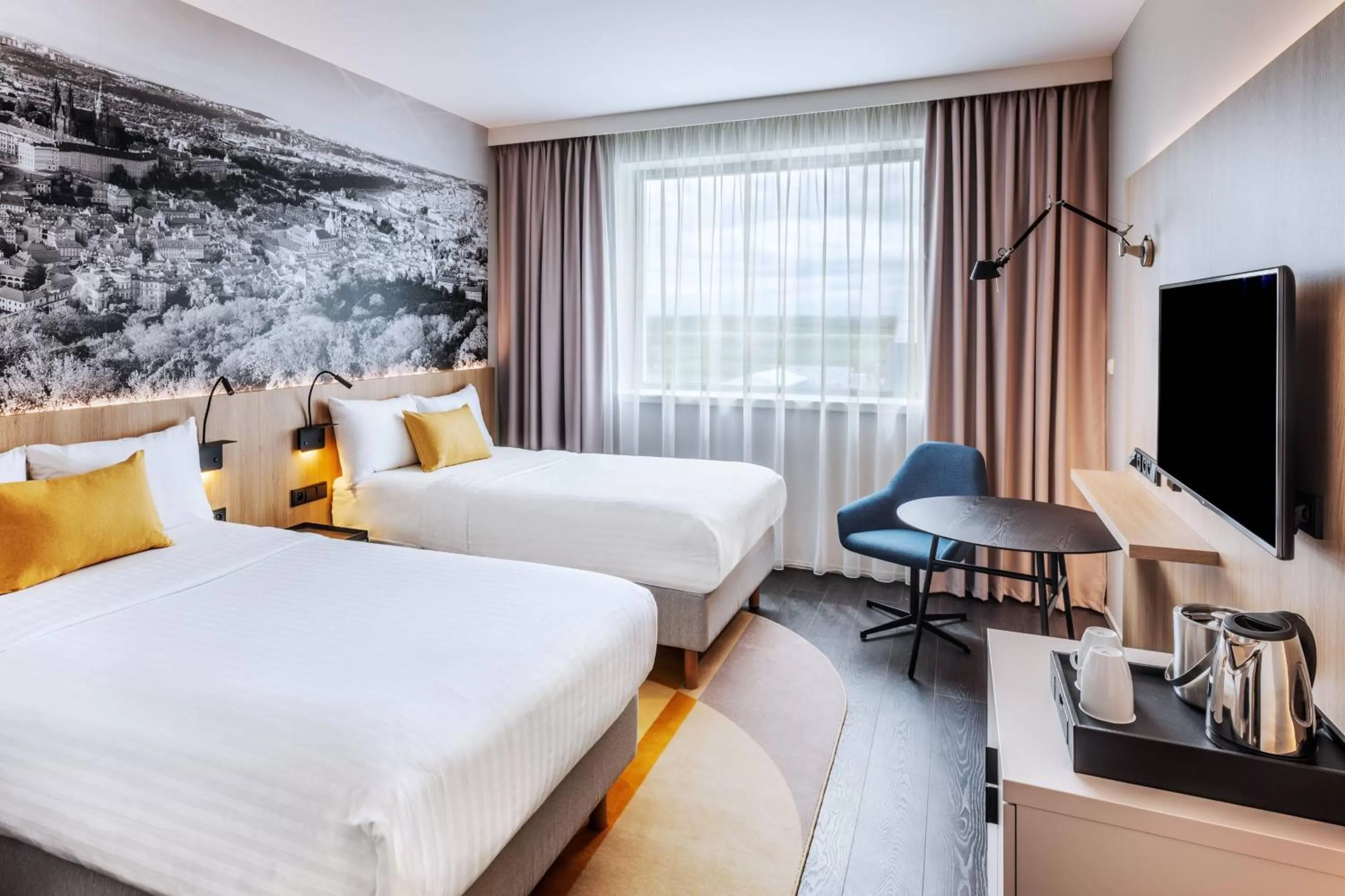 Standard Twin Room in Courtyard by Marriott Prague Airport