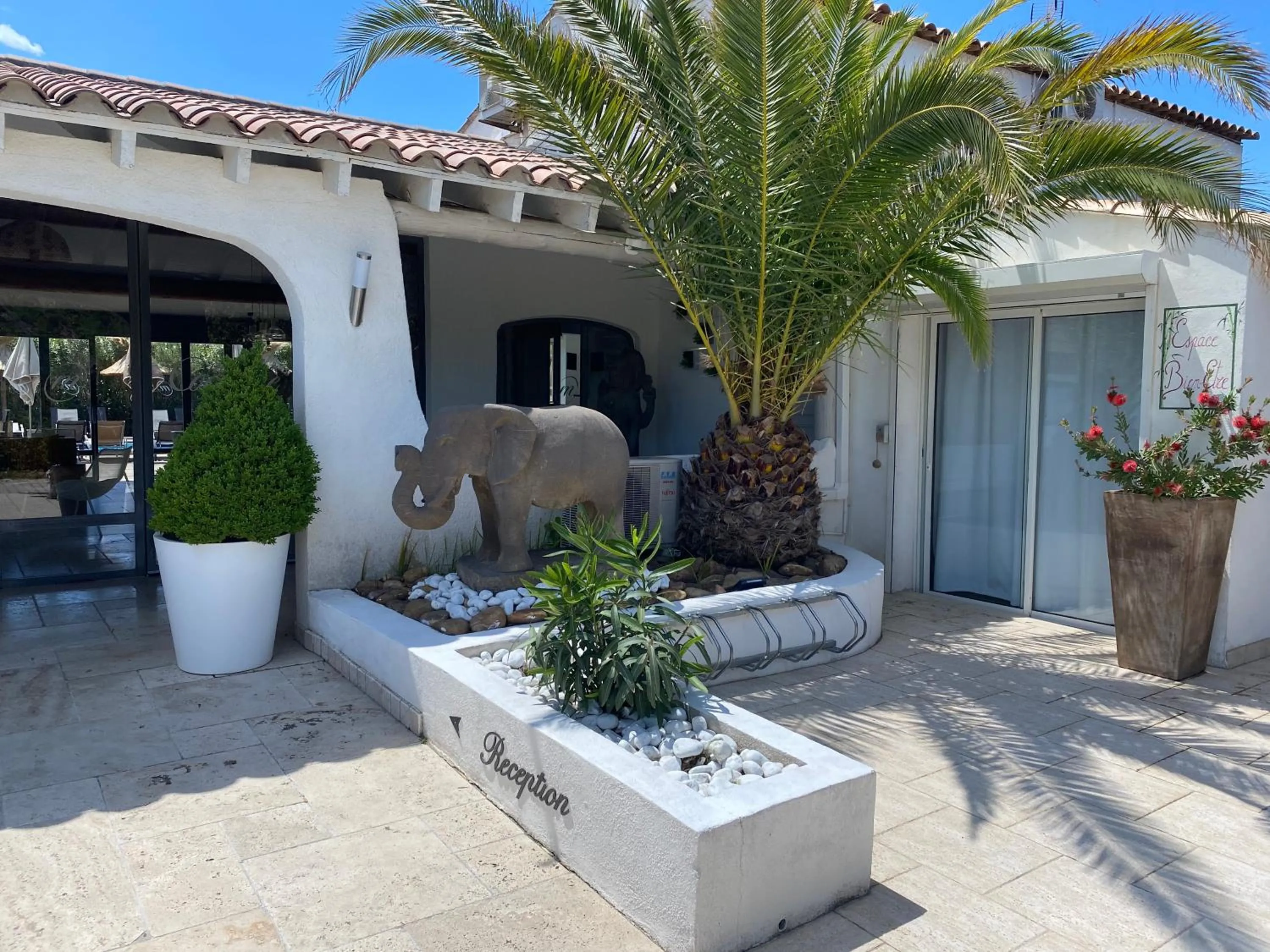 Property building in Le Mas de Cocagne