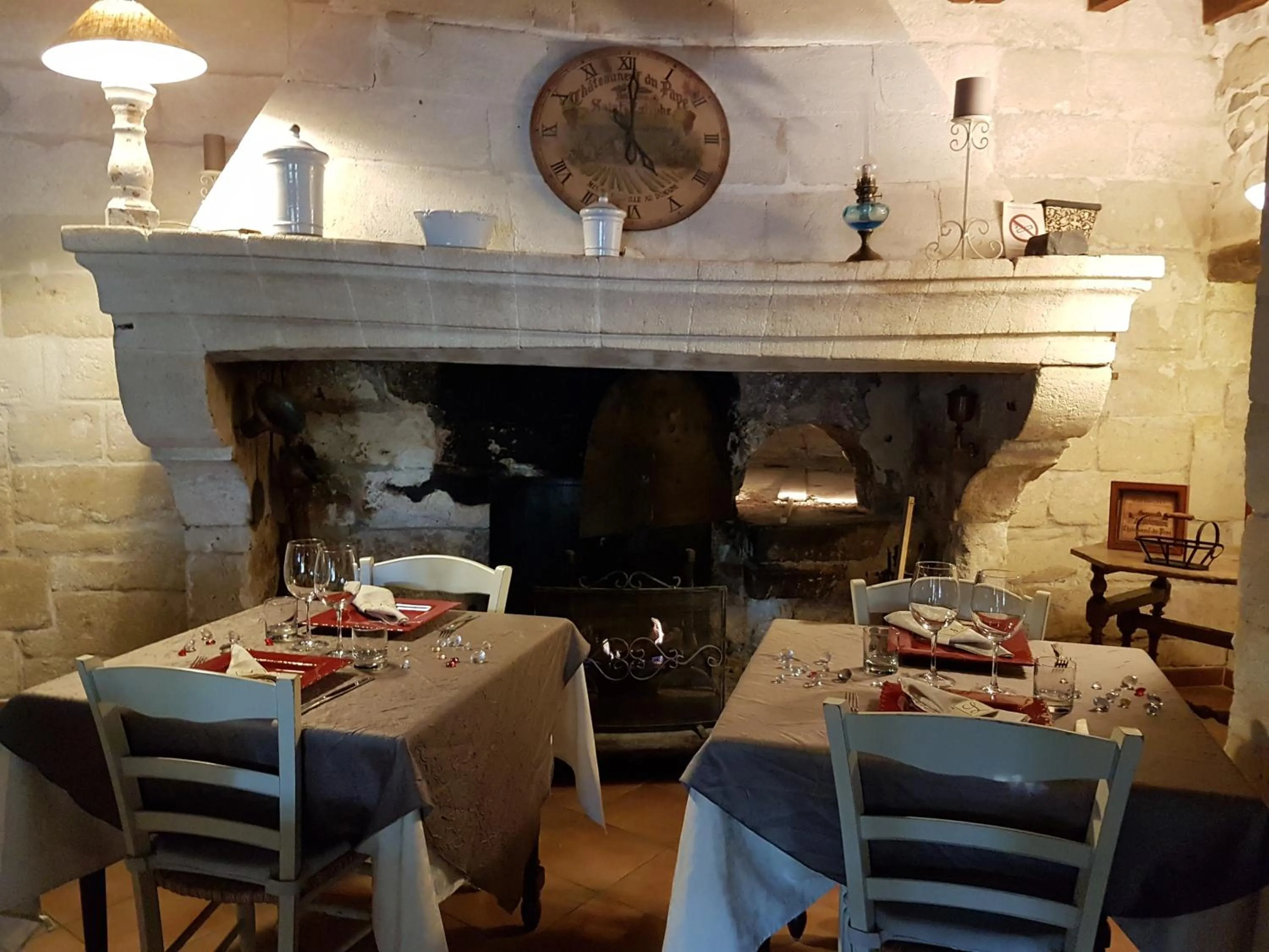 Restaurant/places to eat in Logis Hotel la Ferme
