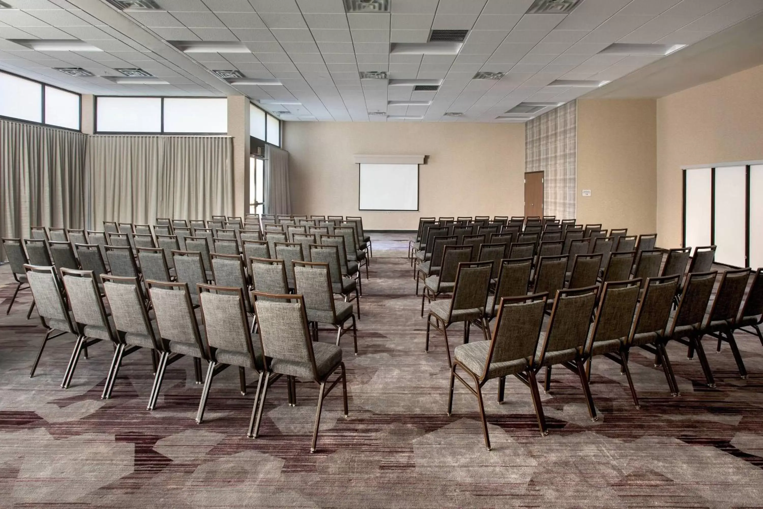 Meeting/conference room in Courtyard by Marriott Rockville